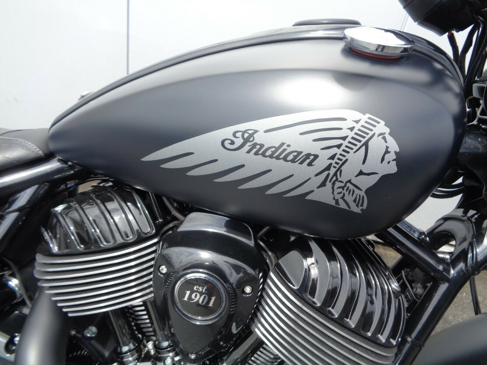 Fahrzeugabbildung Indian CHIEF BOBBER DARHORSE * TAGESZULASSUNG EURO5