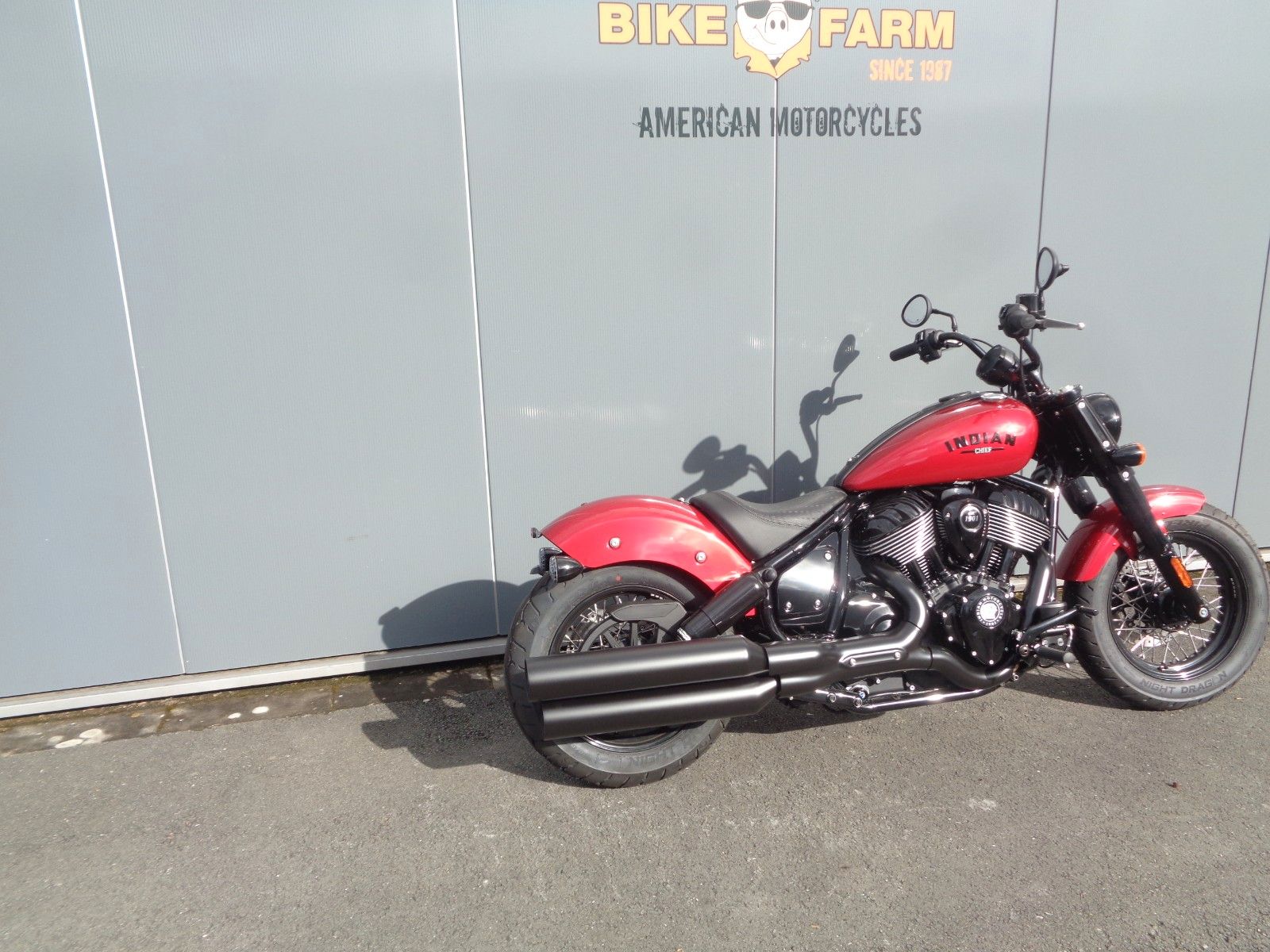 Fahrzeugabbildung Indian CHIEF BOBBER DARKHORSE * TAGESZULASSUNG EURO5