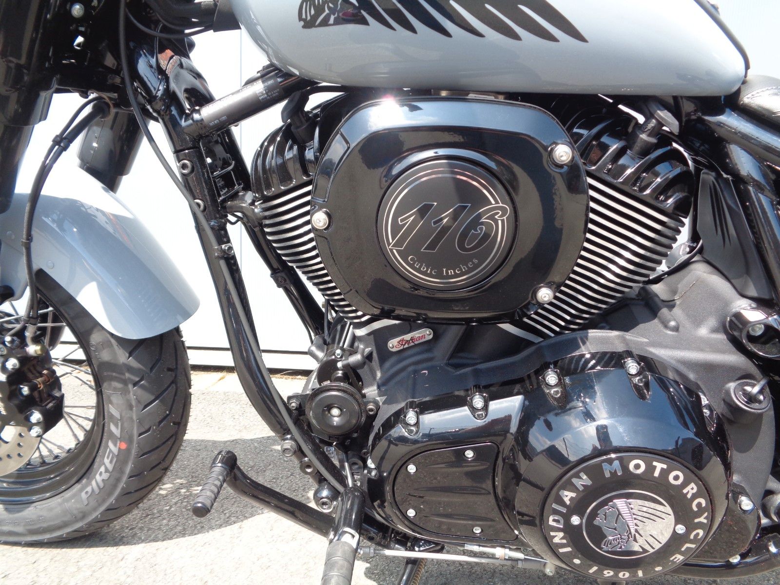 Fahrzeugabbildung Indian CHIEF BOBBER DARKHORSE * TAGESZULASSUNG EURO5