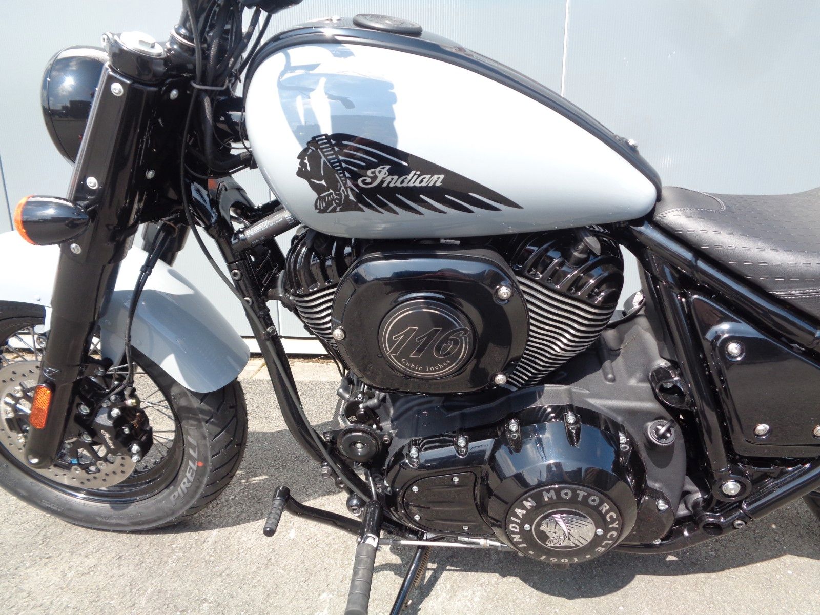 Fahrzeugabbildung Indian CHIEF BOBBER DARKHORSE * TAGESZULASSUNG EURO5