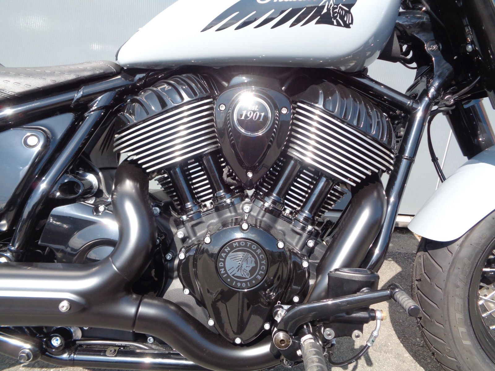 Fahrzeugabbildung Indian CHIEF BOBBER DARKHORSE * TAGESZULASSUNG EURO5