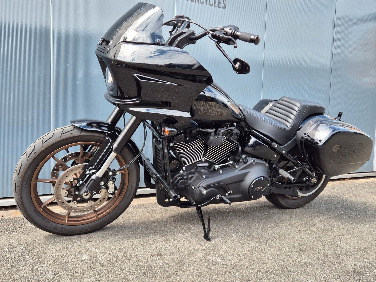 Fahrzeugabbildung Harley-Davidson FXLRST°°LOW RIDER ST°° *CLUB STYLE POWER* 143PS