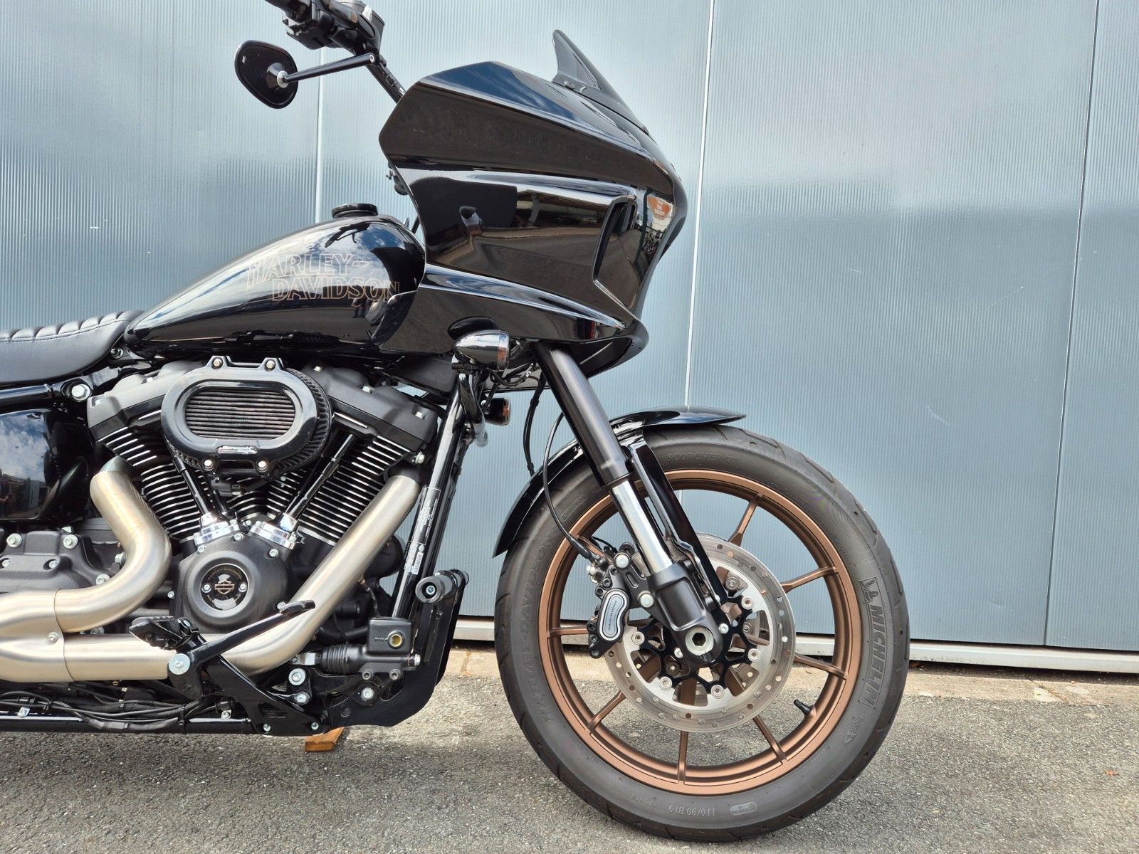 Fahrzeugabbildung Harley-Davidson FXLRST°°LOW RIDER ST°° *CLUB STYLE POWER* 143PS