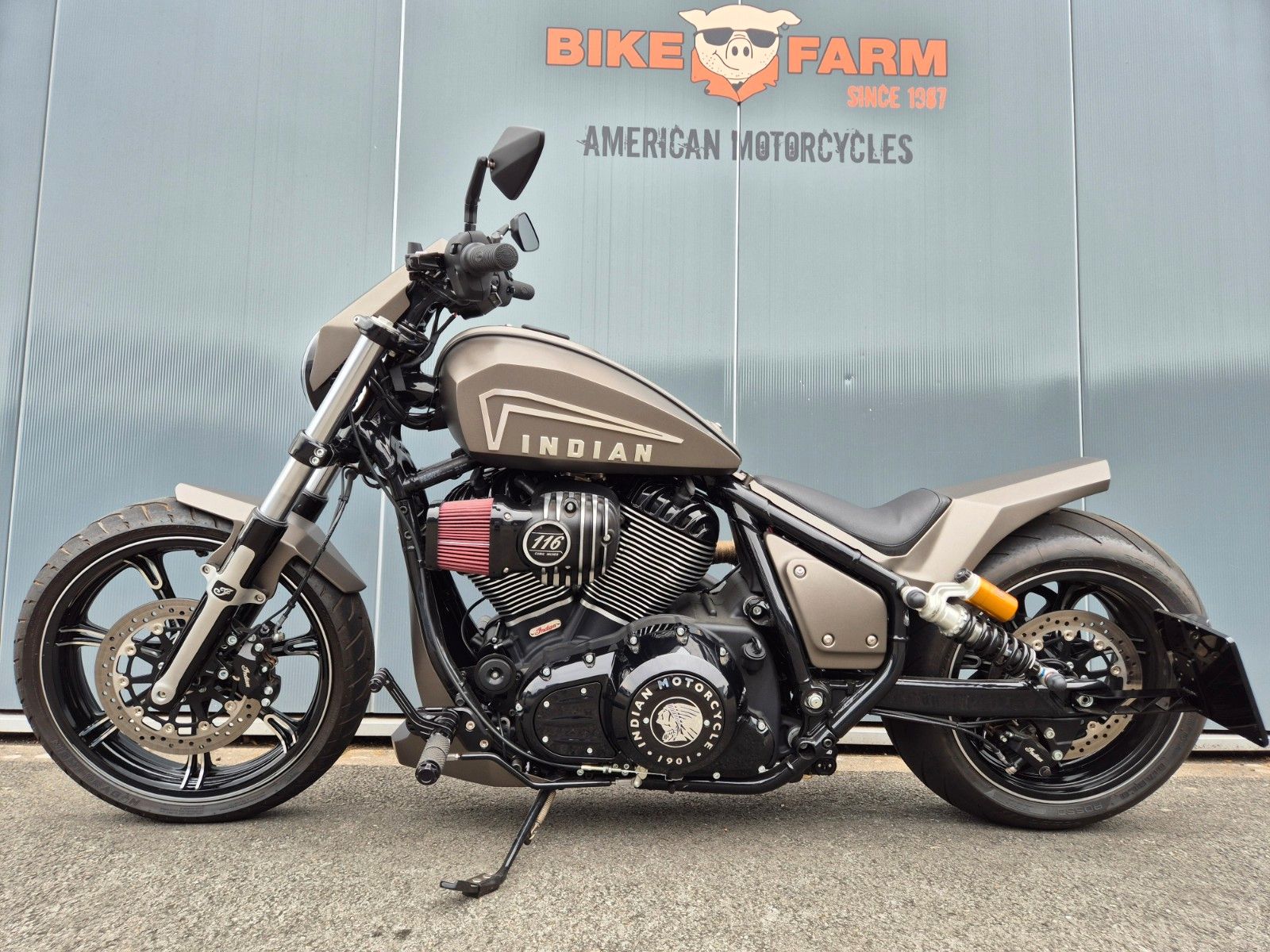 Fahrzeugabbildung Indian CHIEF DARK HORSE °°BIKE FARM CUSTOM°°