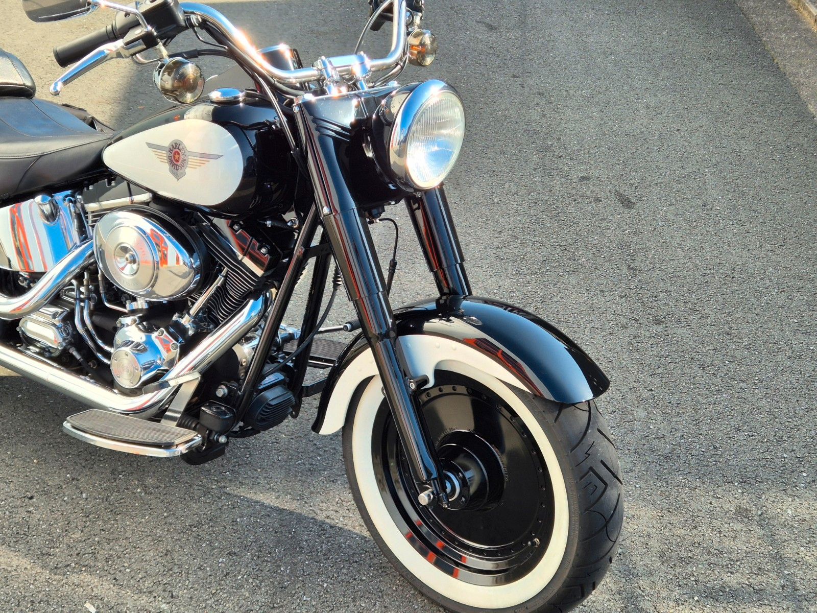 Fahrzeugabbildung Harley-Davidson FLSTF°°FAT BOY - TWIN CAM VERGASER°° JEKILL&HYDE