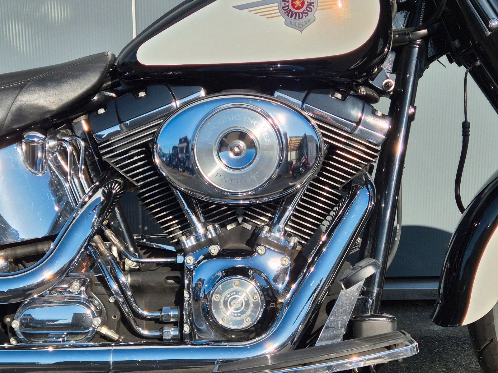 Fahrzeugabbildung Harley-Davidson FLSTF°°FAT BOY - TWIN CAM VERGASER°° JEKILL&HYDE