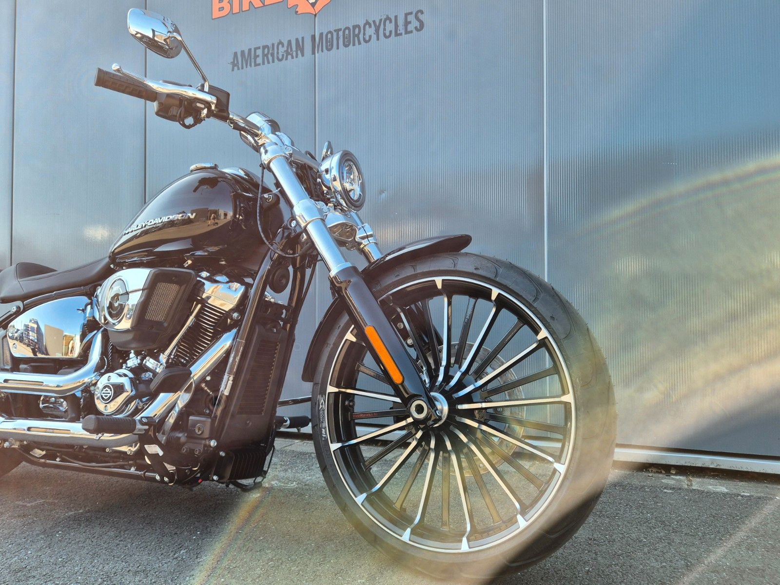 Fahrzeugabbildung Harley-Davidson FXBR °° BREAKOUT 2025 CUSTOM °°