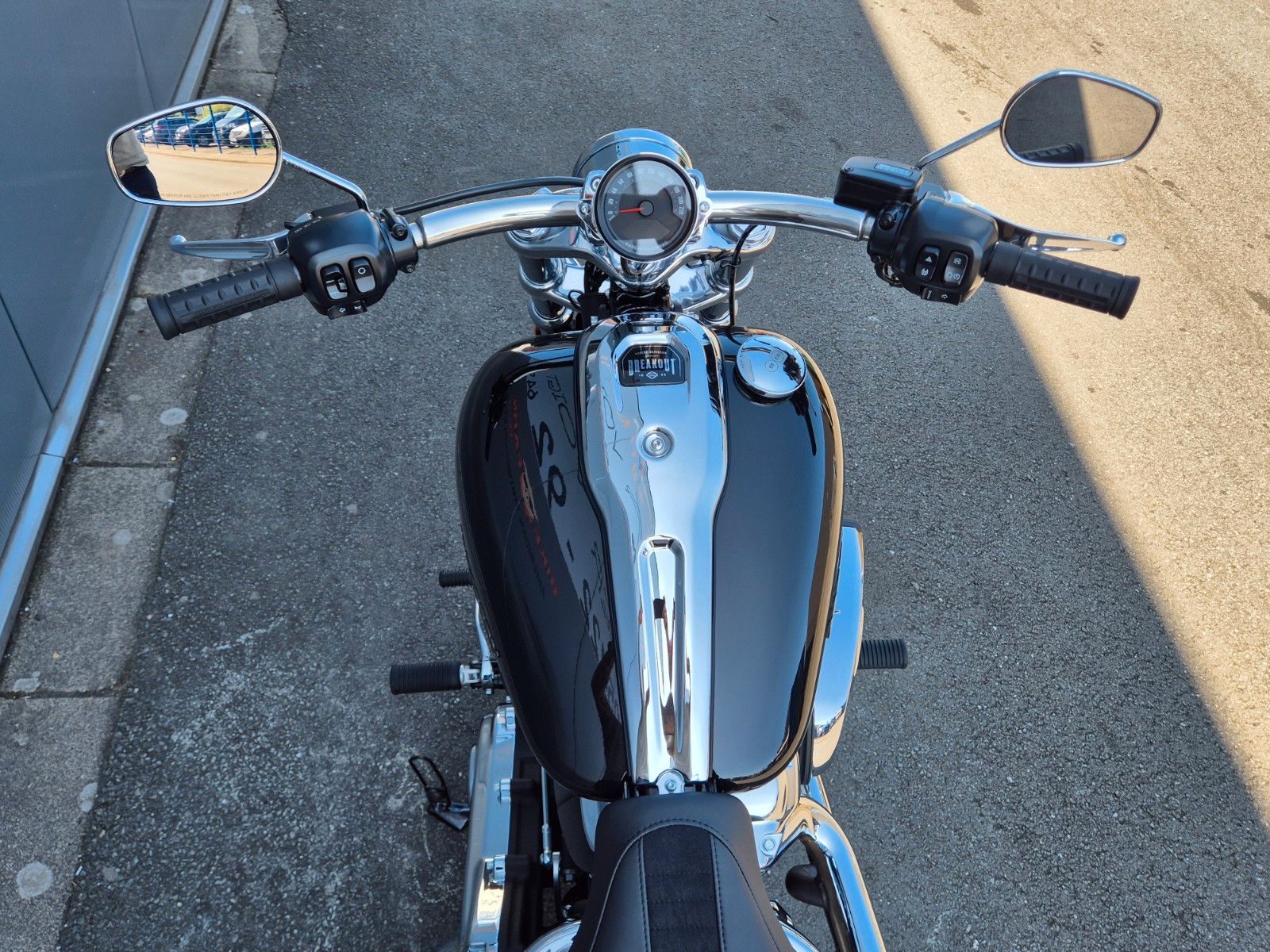 Fahrzeugabbildung Harley-Davidson FXBR °° BREAKOUT 2025 CUSTOM °°