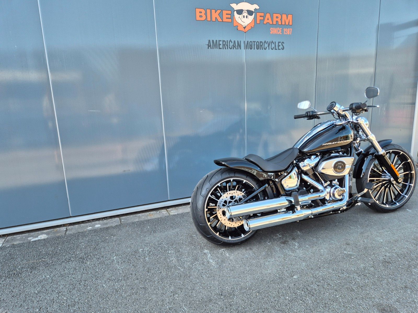 Fahrzeugabbildung Harley-Davidson FXBR °° BREAKOUT 2025 CUSTOM °°