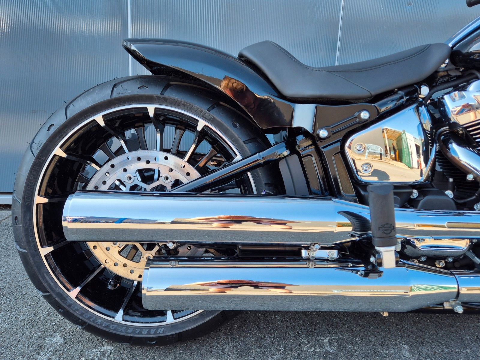 Fahrzeugabbildung Harley-Davidson FXBR °° BREAKOUT 2025 CUSTOM °°