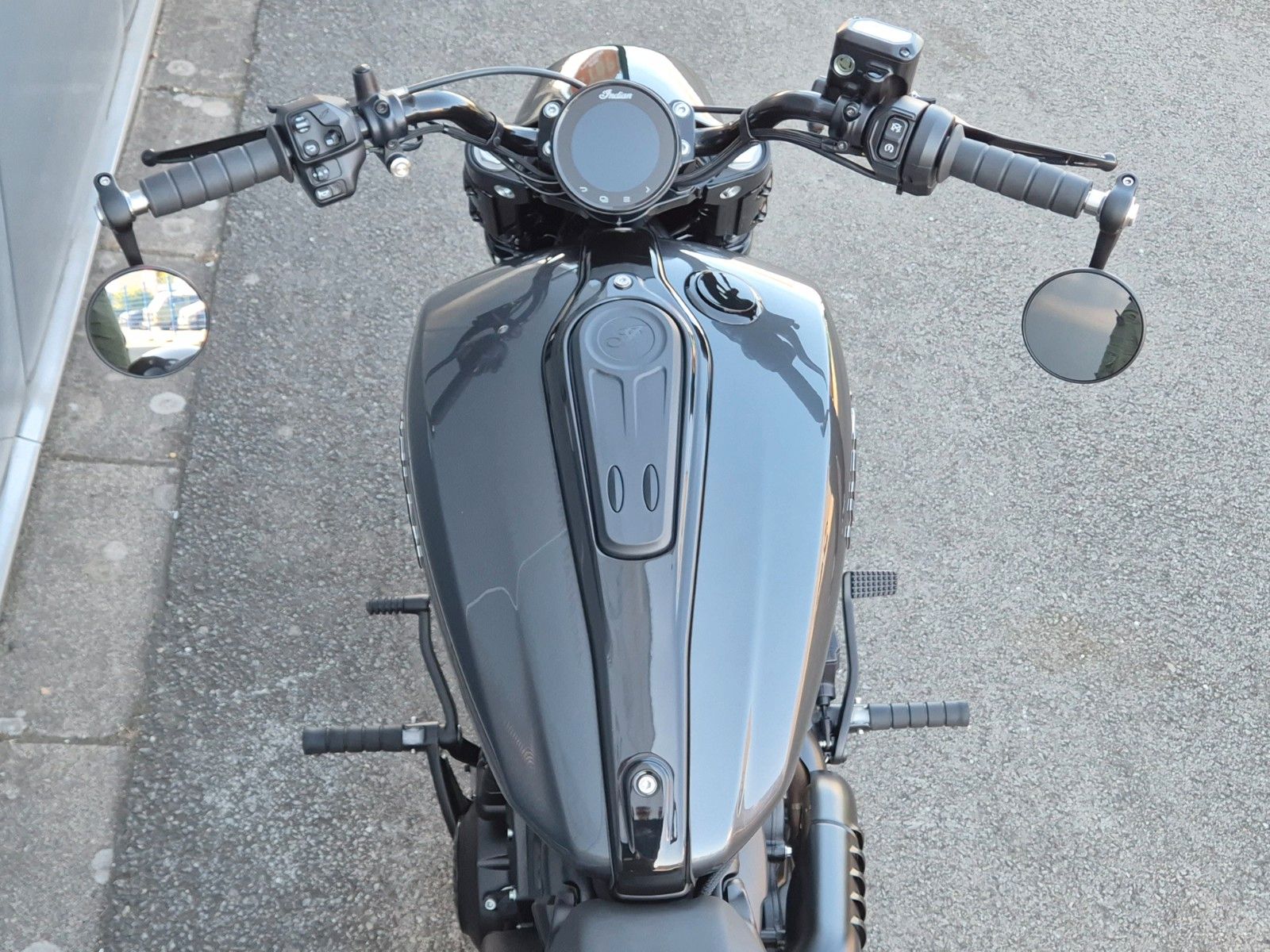 Fahrzeugabbildung Indian SCOUT BOBBER LIMITED+TECH *BIKE FARM CUSTOM*