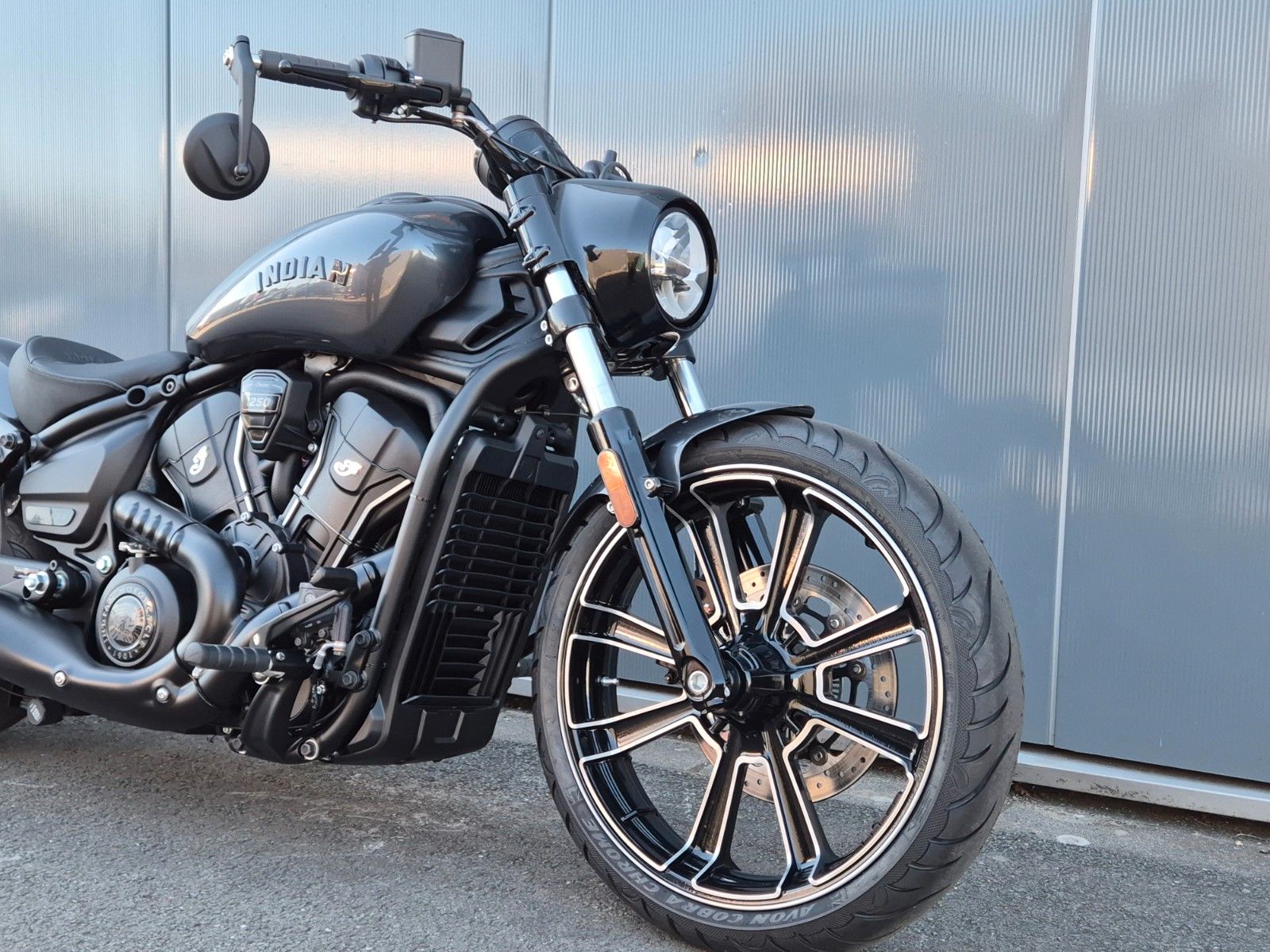 Fahrzeugabbildung Indian SCOUT BOBBER LIMITED+TECH *BIKE FARM CUSTOM*