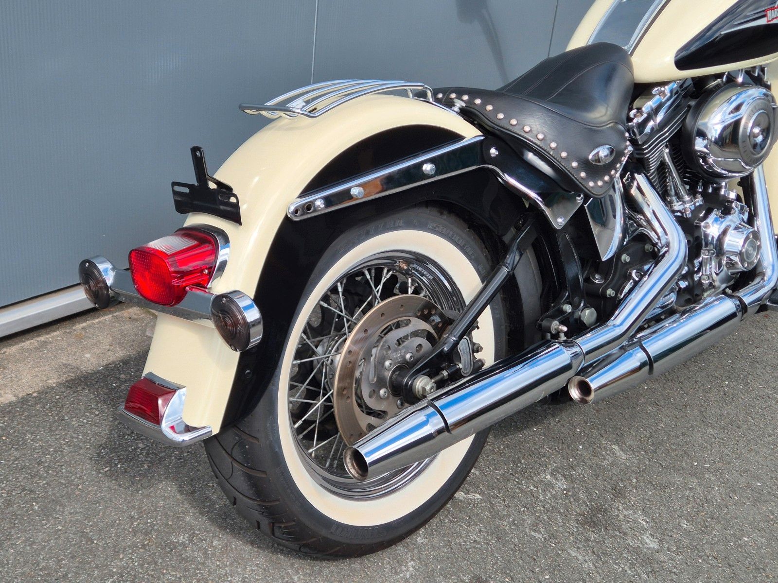 Fahrzeugabbildung Harley-Davidson FLSTC°°HERITAGE SOFTAIL°° 2OO7 -TOP-