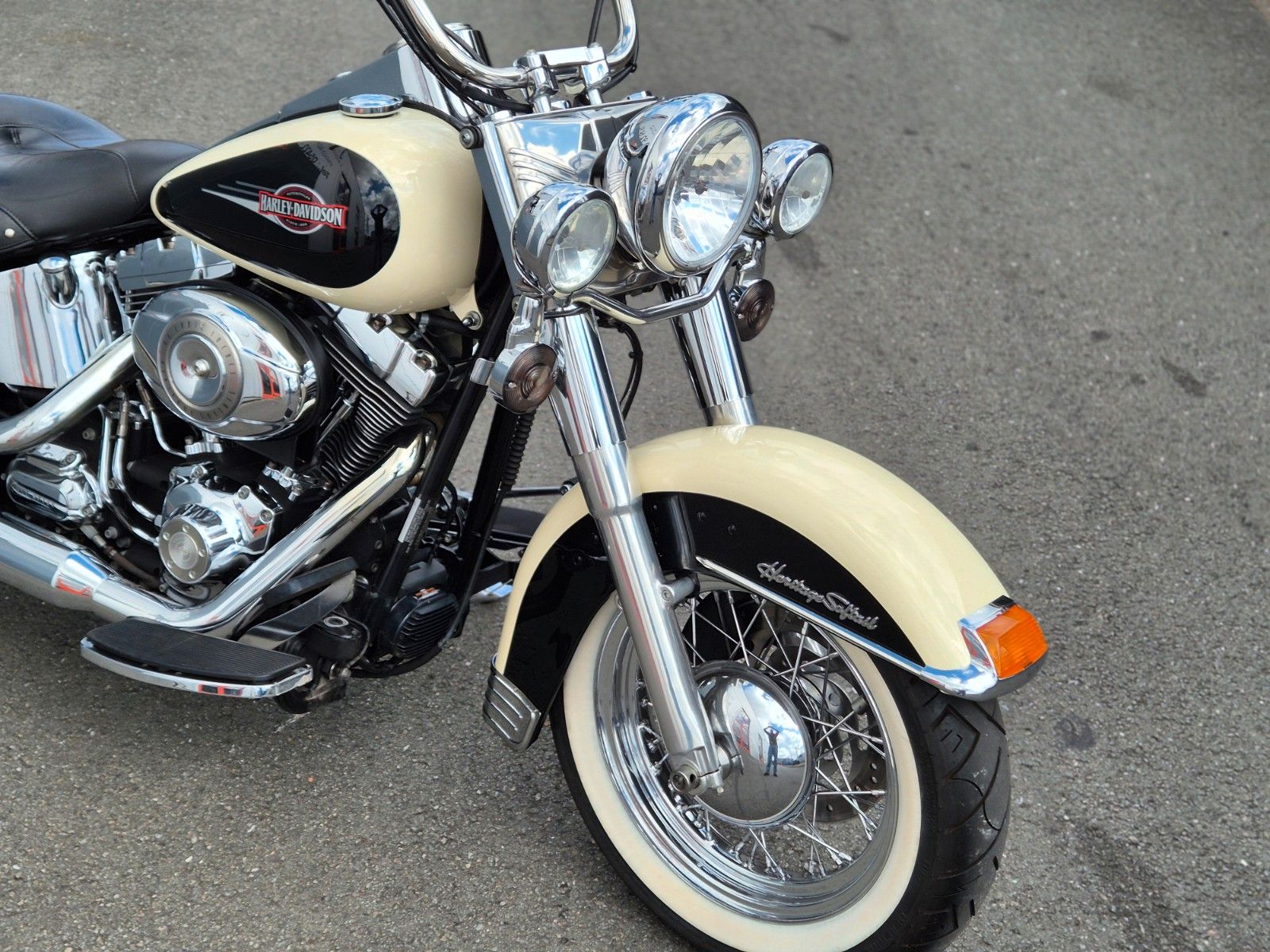 Fahrzeugabbildung Harley-Davidson FLSTC°°HERITAGE SOFTAIL°° 2OO7 -TOP-