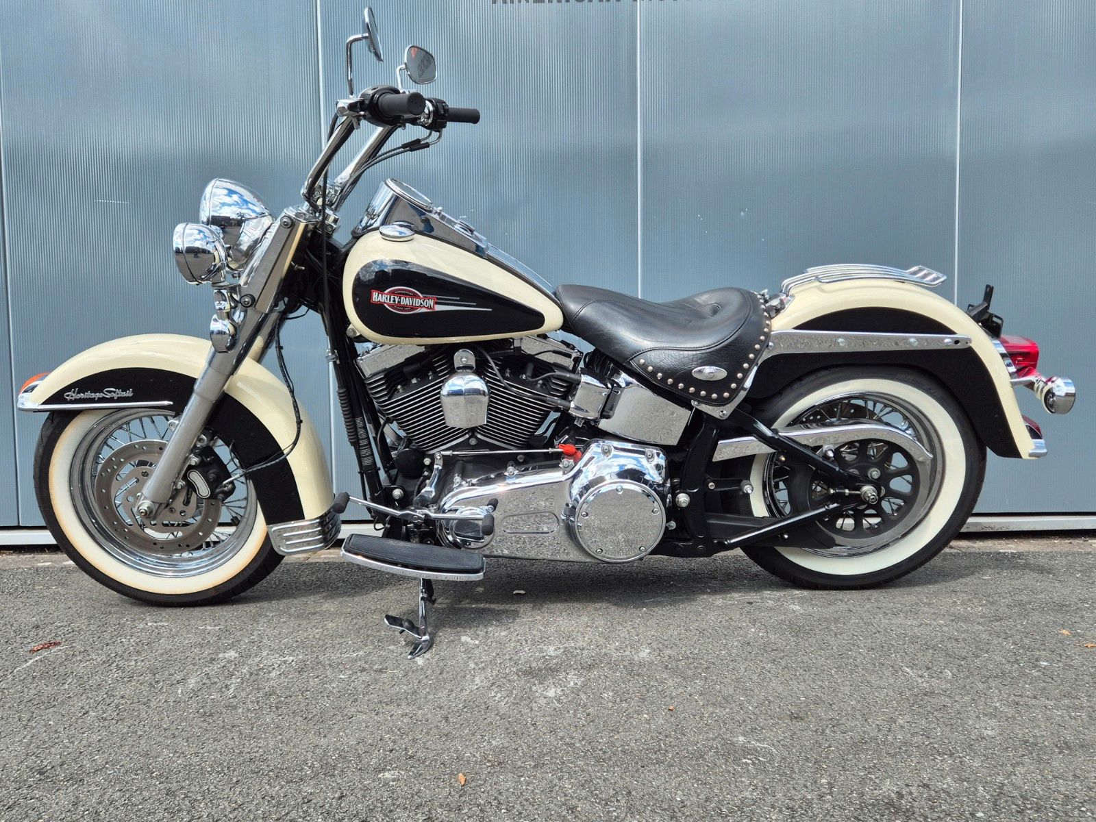 Fahrzeugabbildung Harley-Davidson FLSTC°°HERITAGE SOFTAIL°° 2OO7 -TOP-