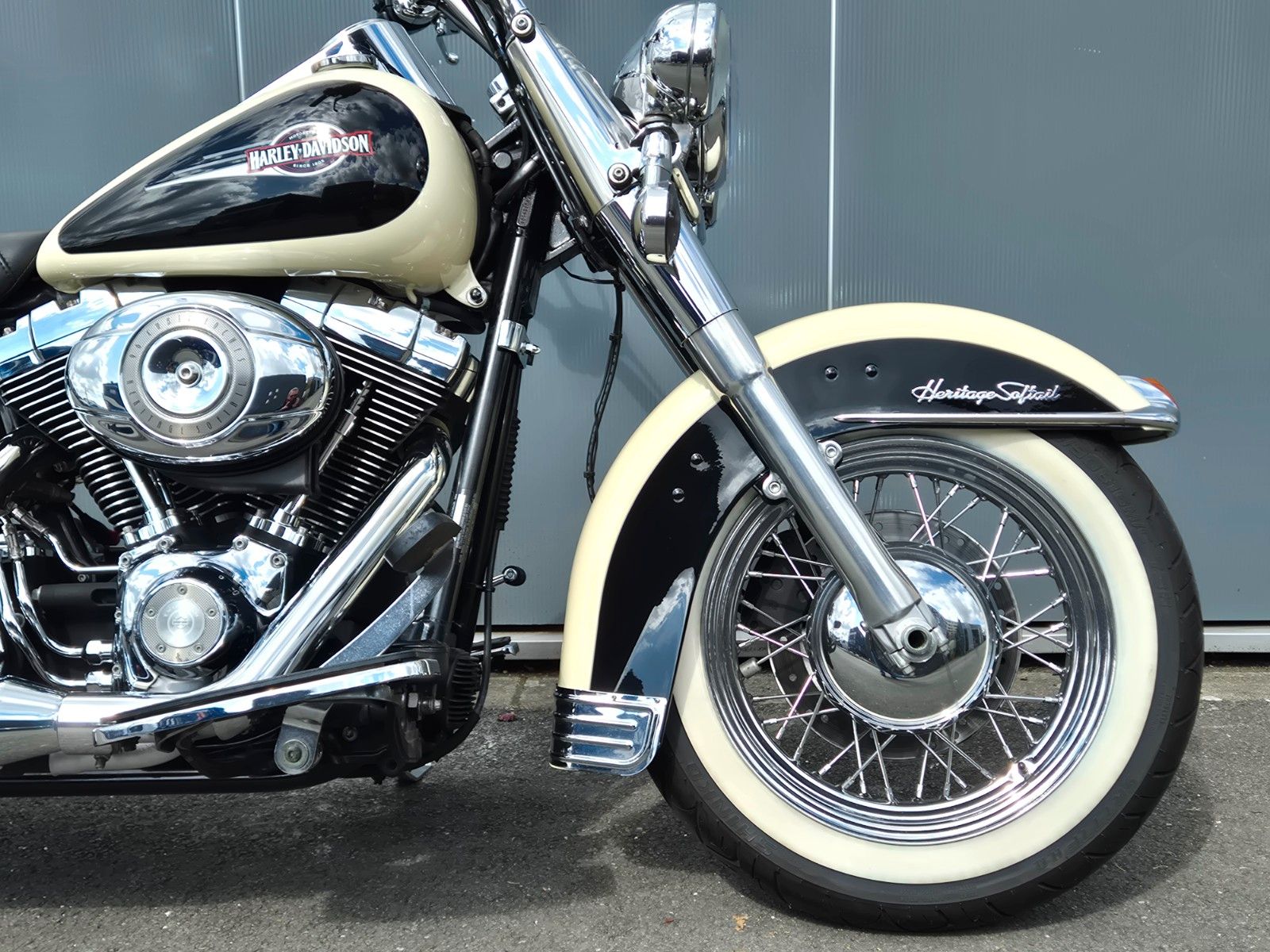 Fahrzeugabbildung Harley-Davidson FLSTC°°HERITAGE SOFTAIL°° 2OO7 -TOP-