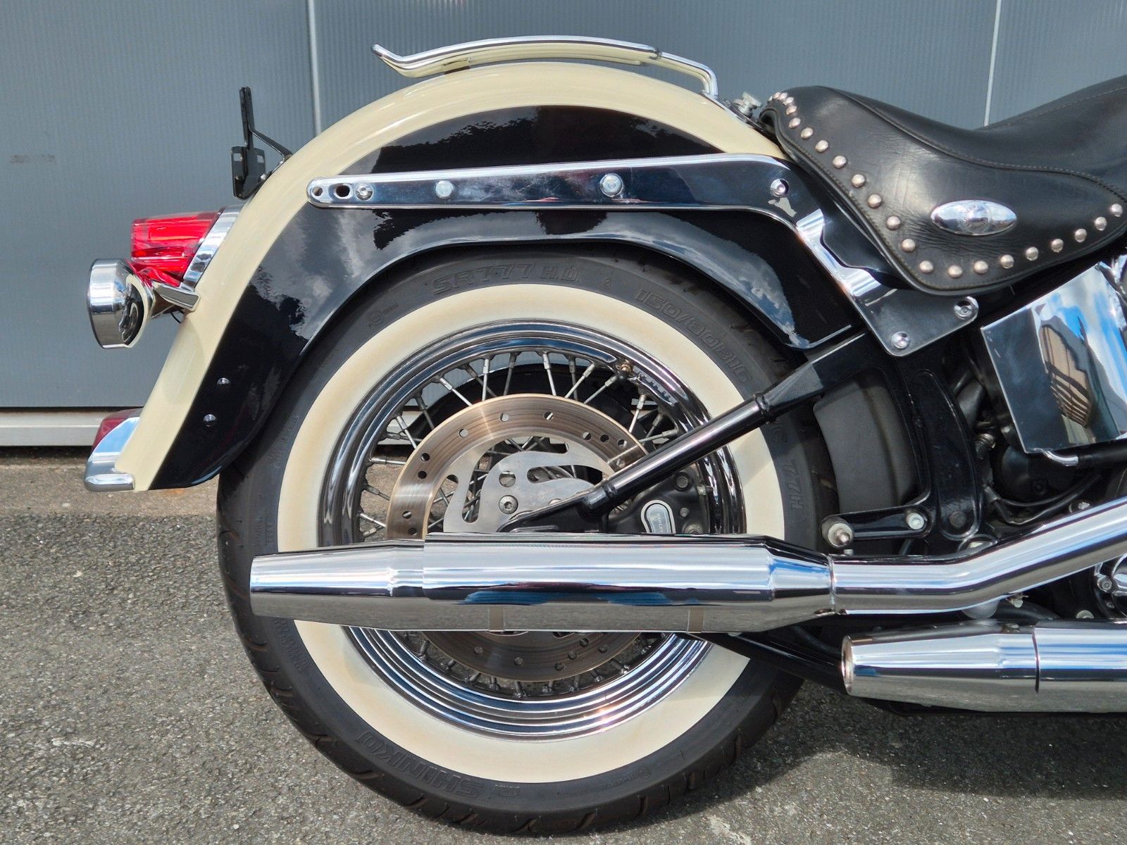 Fahrzeugabbildung Harley-Davidson FLSTC°°HERITAGE SOFTAIL°° 2OO7 -TOP-