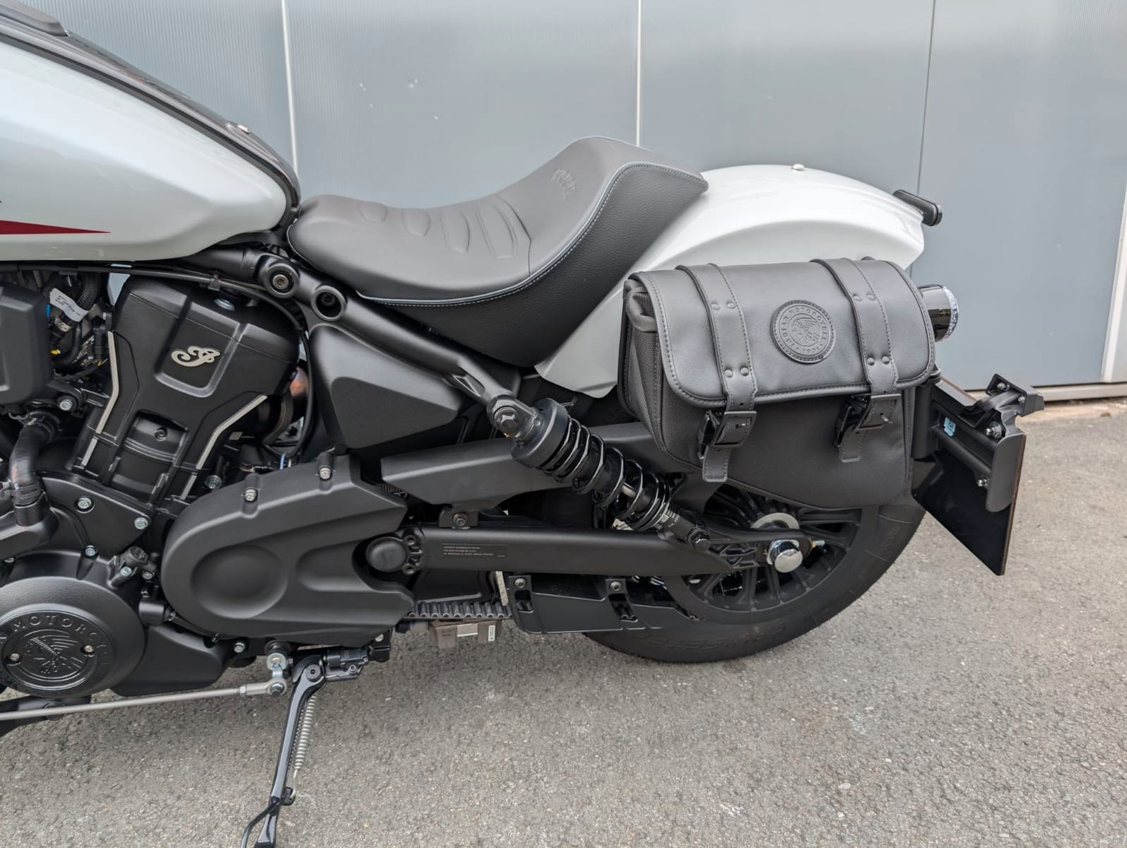 Fahrzeugabbildung Indian SPORT SCOUT * 101 STYLE * LIMITED+TECH