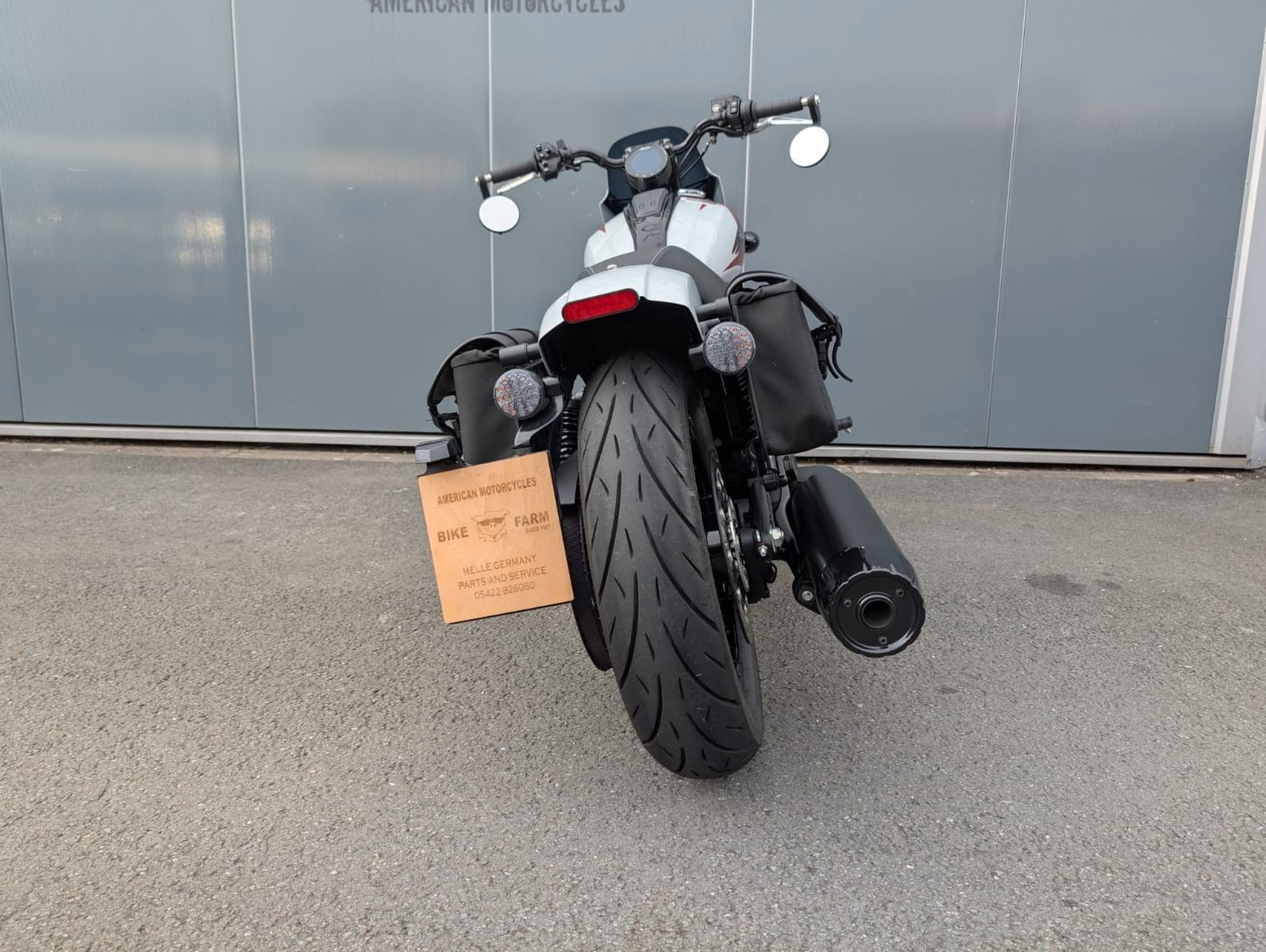 Fahrzeugabbildung Indian SPORT SCOUT * 101 STYLE * LIMITED+TECH