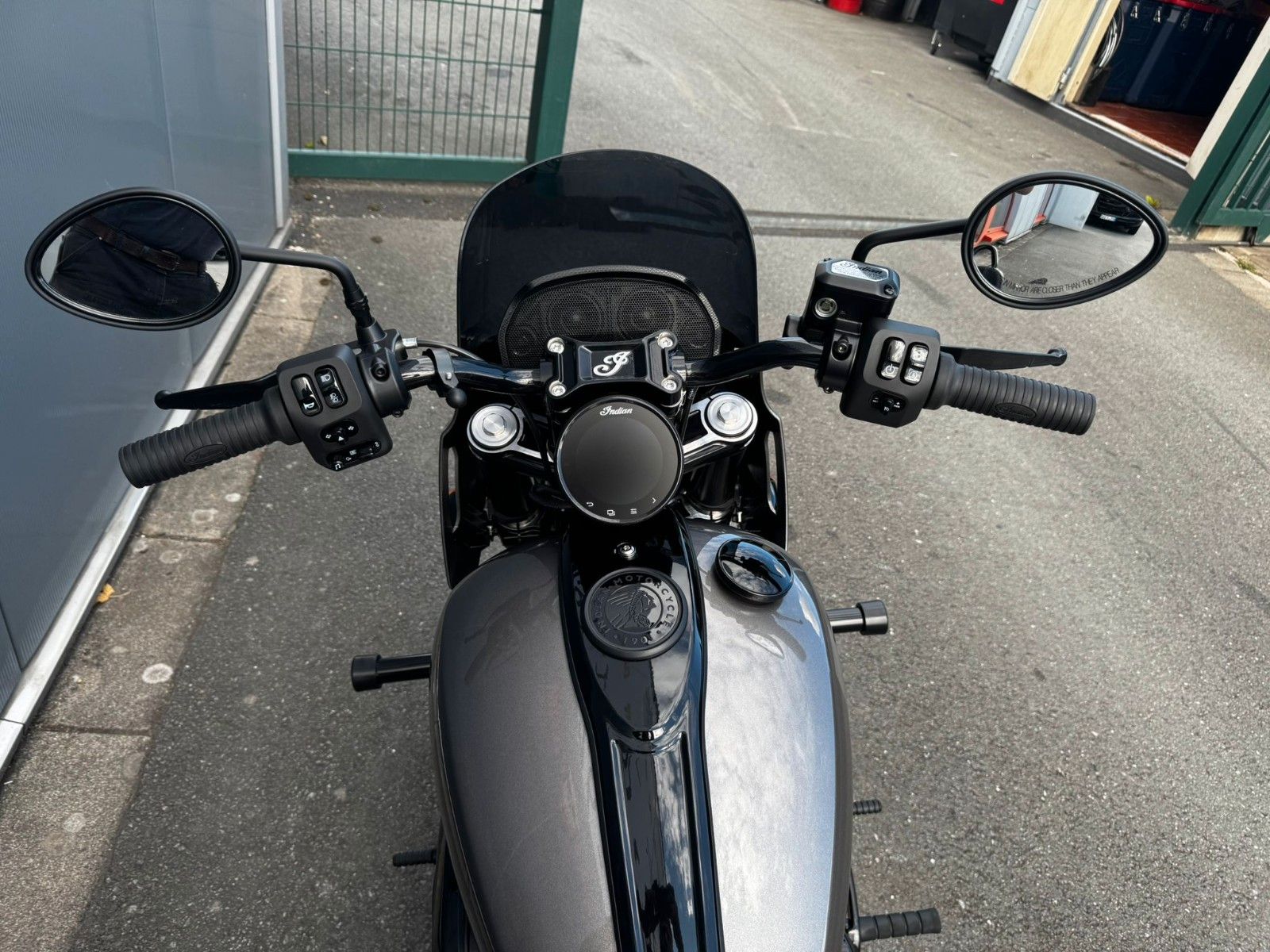 Fahrzeugabbildung Indian Sport Chief RT * 1. HAND *