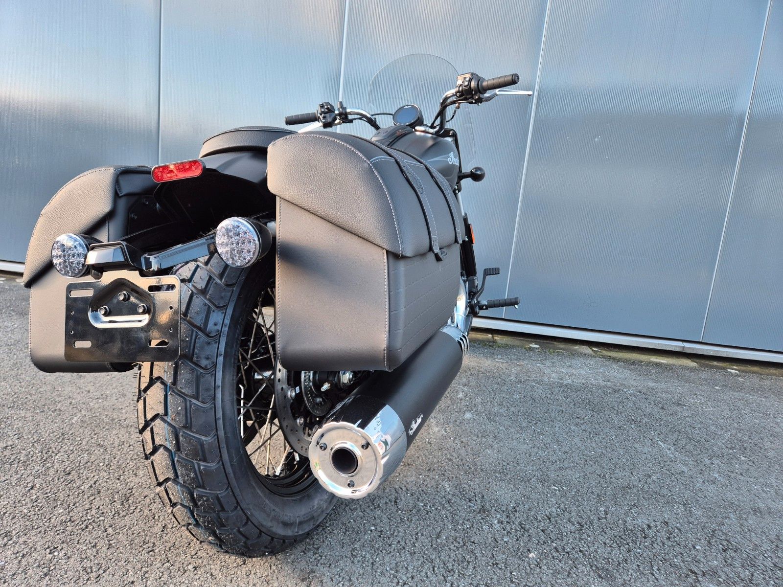 Fahrzeugabbildung Indian SUPER SCOUT LIMITED+TECH * VORFÜHRER *