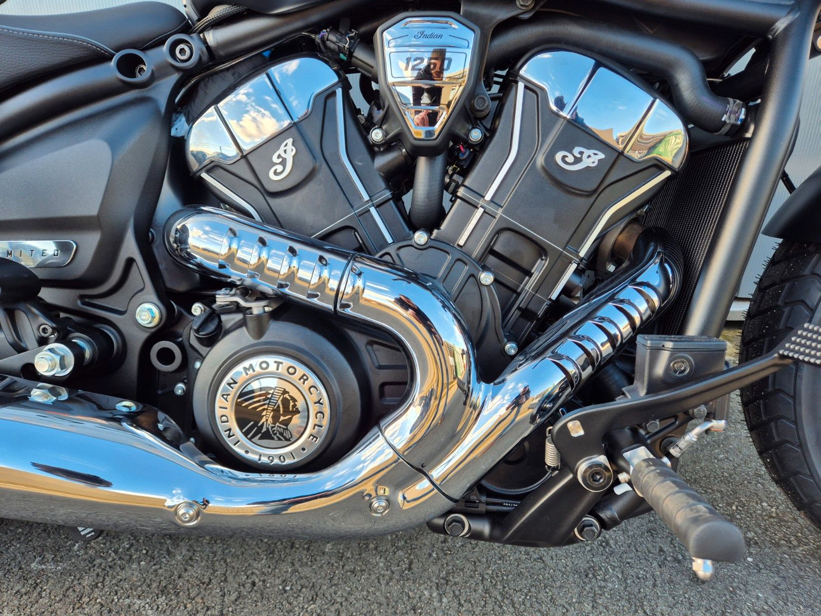 Fahrzeugabbildung Indian SUPER SCOUT LIMITED+TECH * VORFÜHRER *