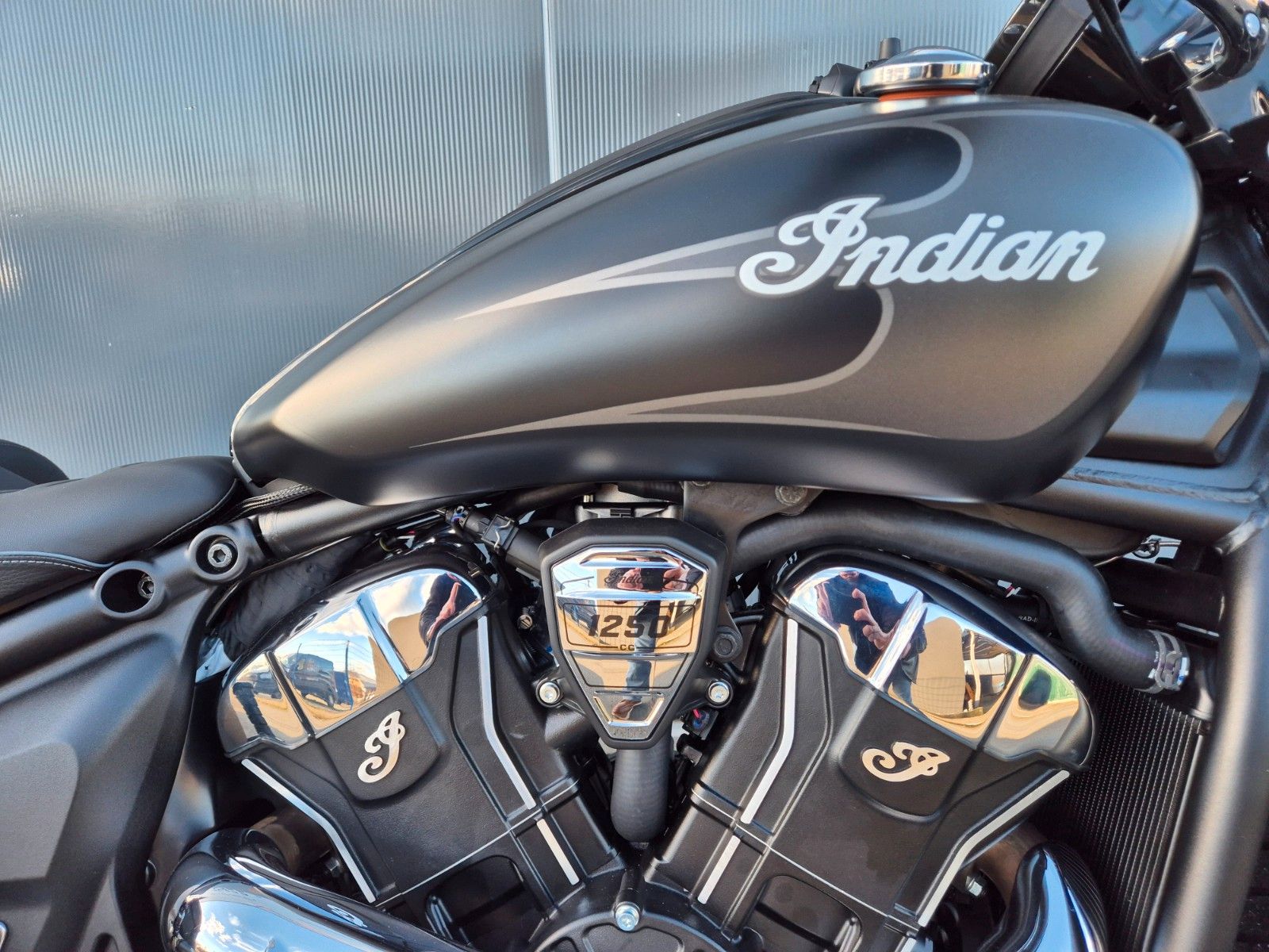 Fahrzeugabbildung Indian SUPER SCOUT LIMITED+TECH * VORFÜHRER *