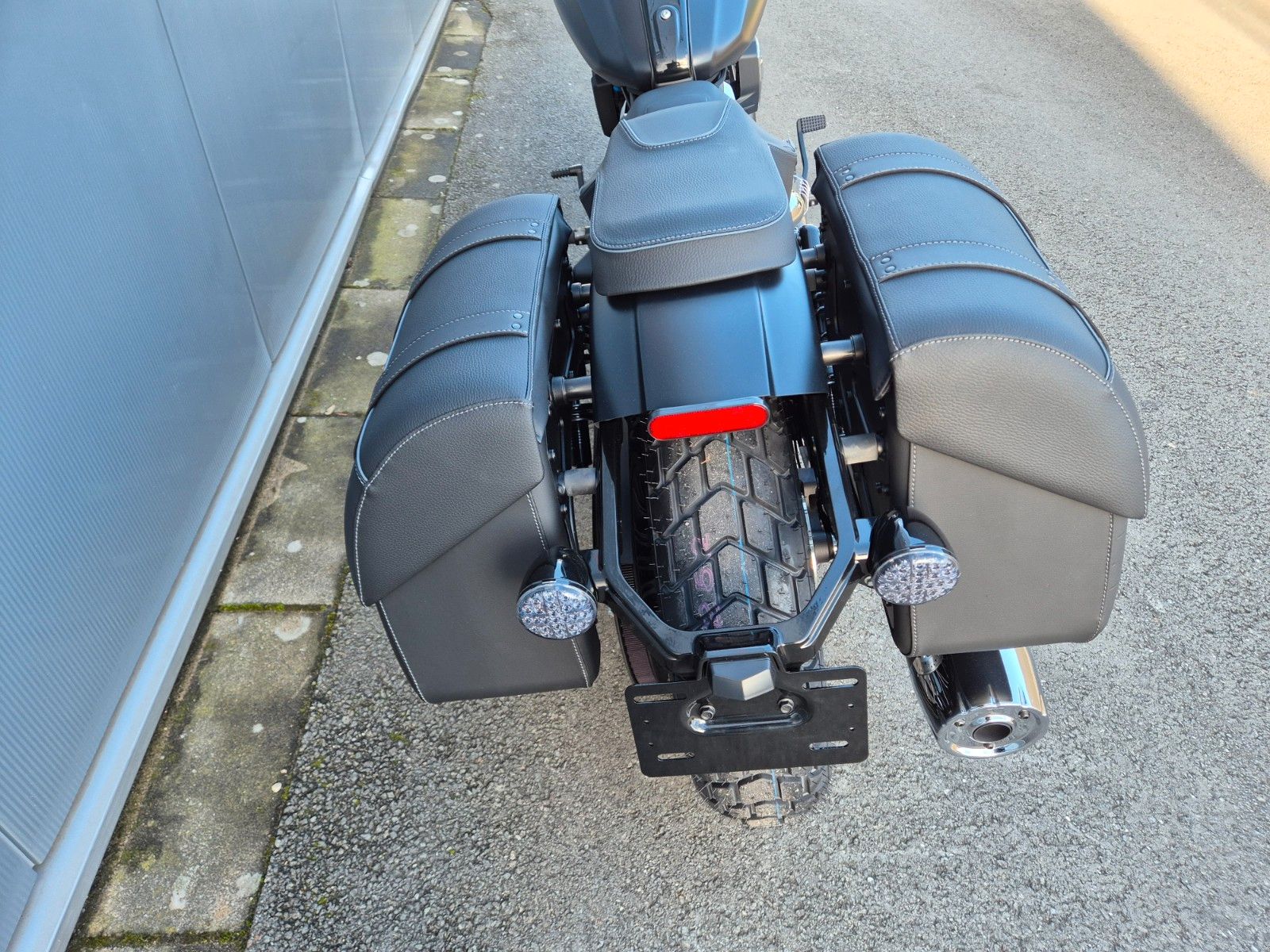 Fahrzeugabbildung Indian SUPER SCOUT LIMITED+TECH * VORFÜHRER *