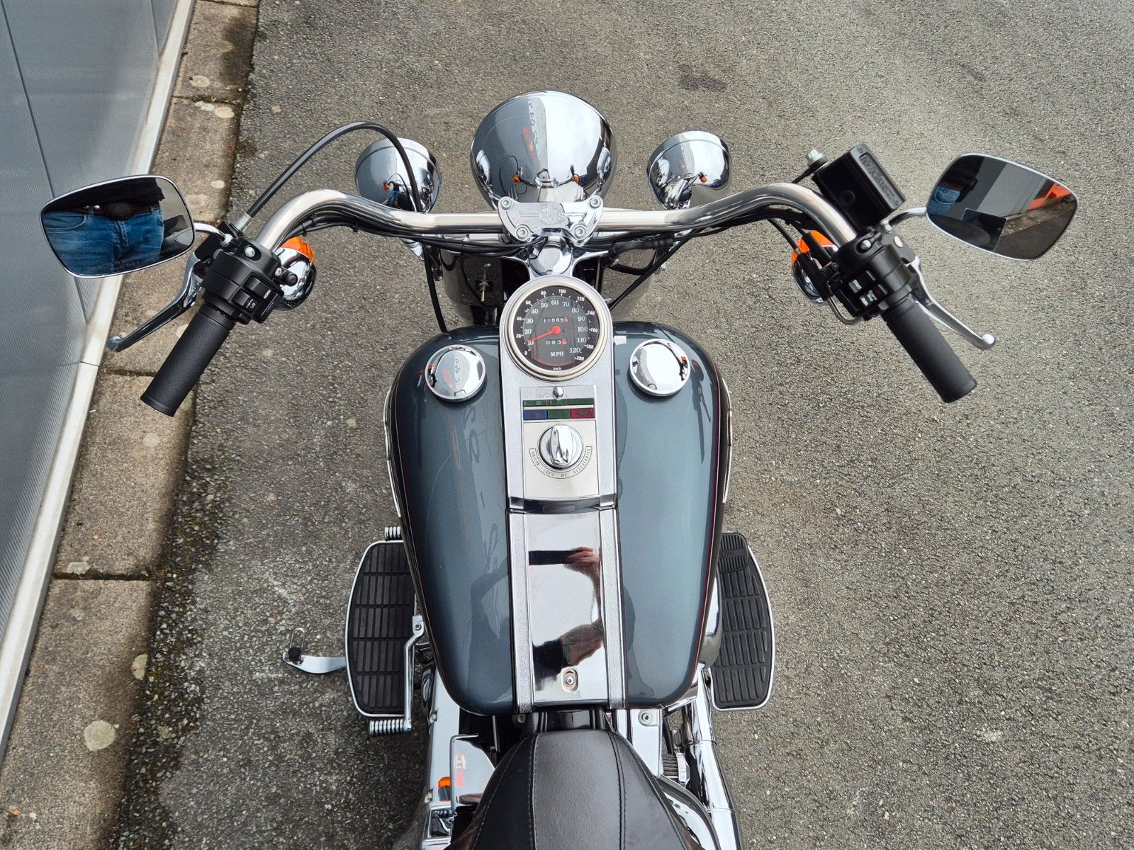 Fahrzeugabbildung Harley-Davidson FLSTN°°HERITAGE SOFTAIL NOSTALGIA°°-JEKILL&HYDE