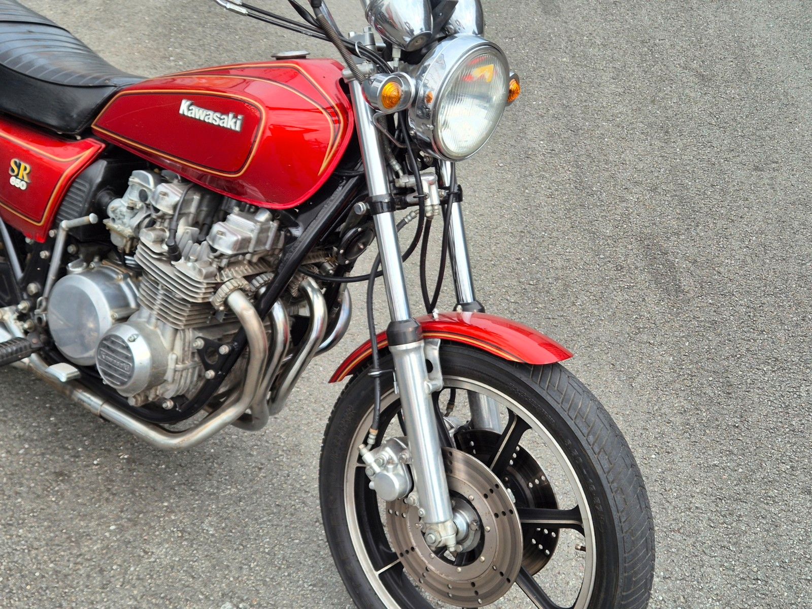 Fahrzeugabbildung Kawasaki KZ650 D -SR650- *SPECIAL REPLICA*