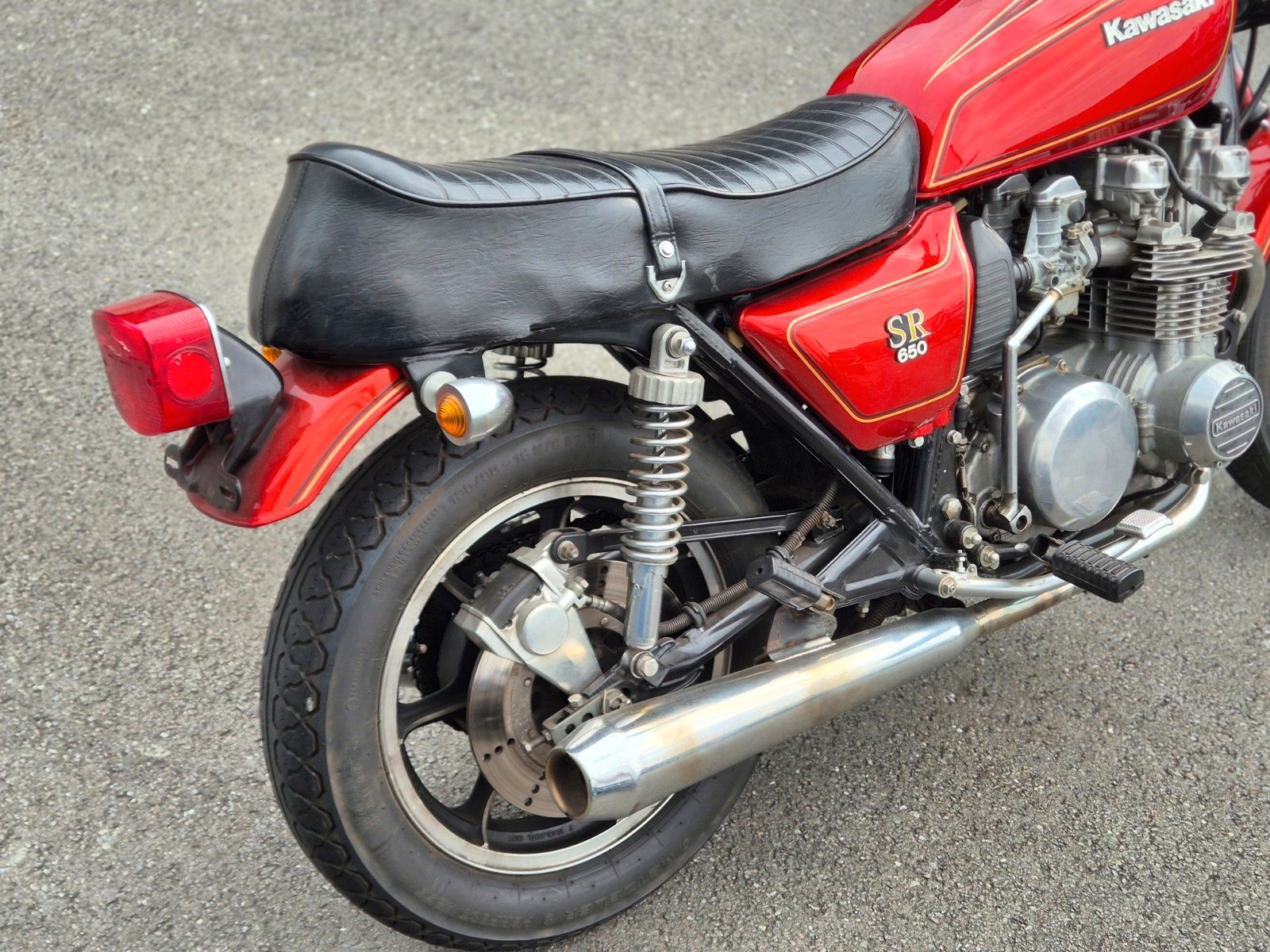 Fahrzeugabbildung Kawasaki KZ650 D -SR650- *SPECIAL REPLICA*