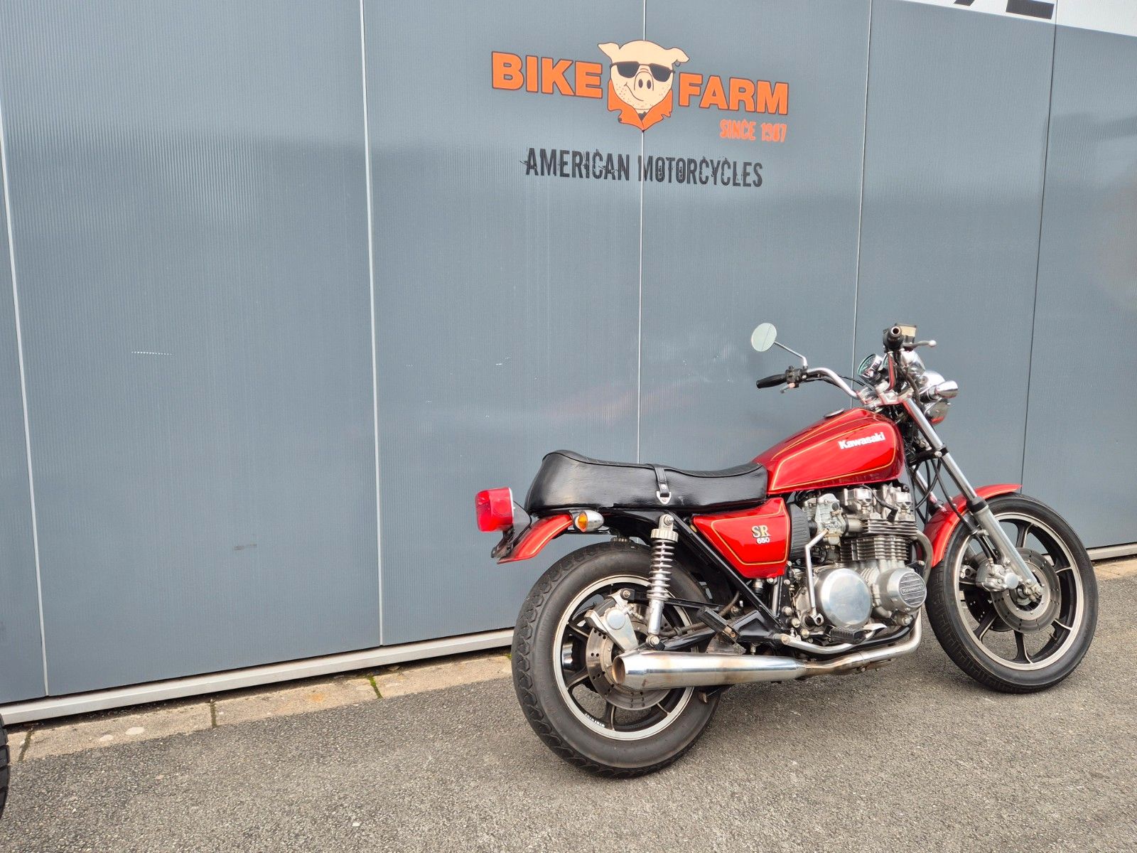 Fahrzeugabbildung Kawasaki KZ650 D -SR650- *SPECIAL REPLICA*