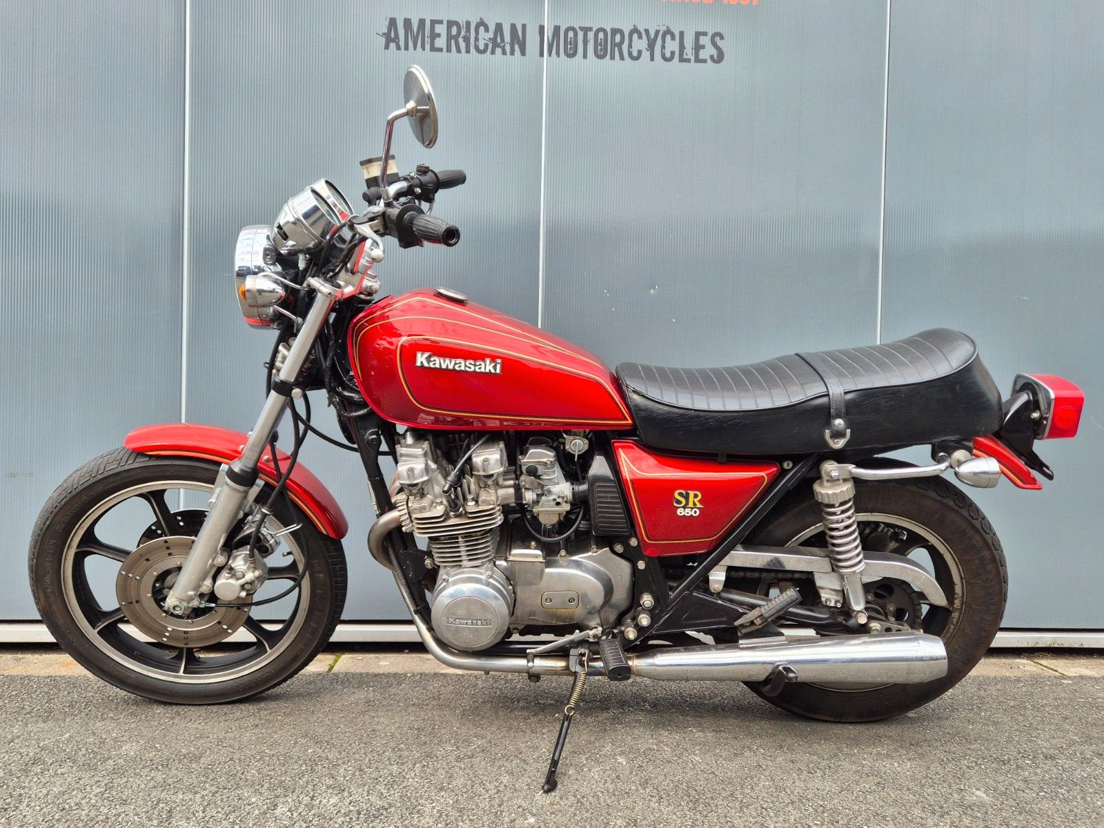 Fahrzeugabbildung Kawasaki KZ650 D -SR650- *SPECIAL REPLICA*