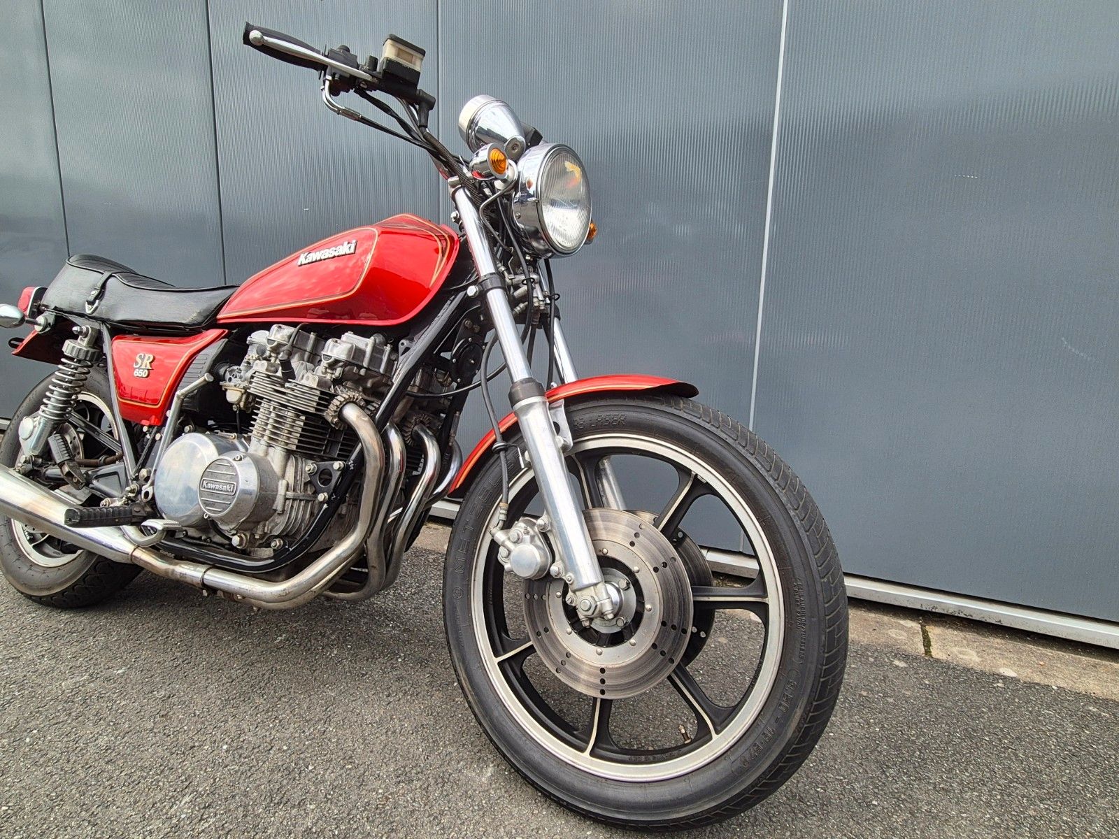 Fahrzeugabbildung Kawasaki KZ650 D -SR650- *SPECIAL REPLICA*