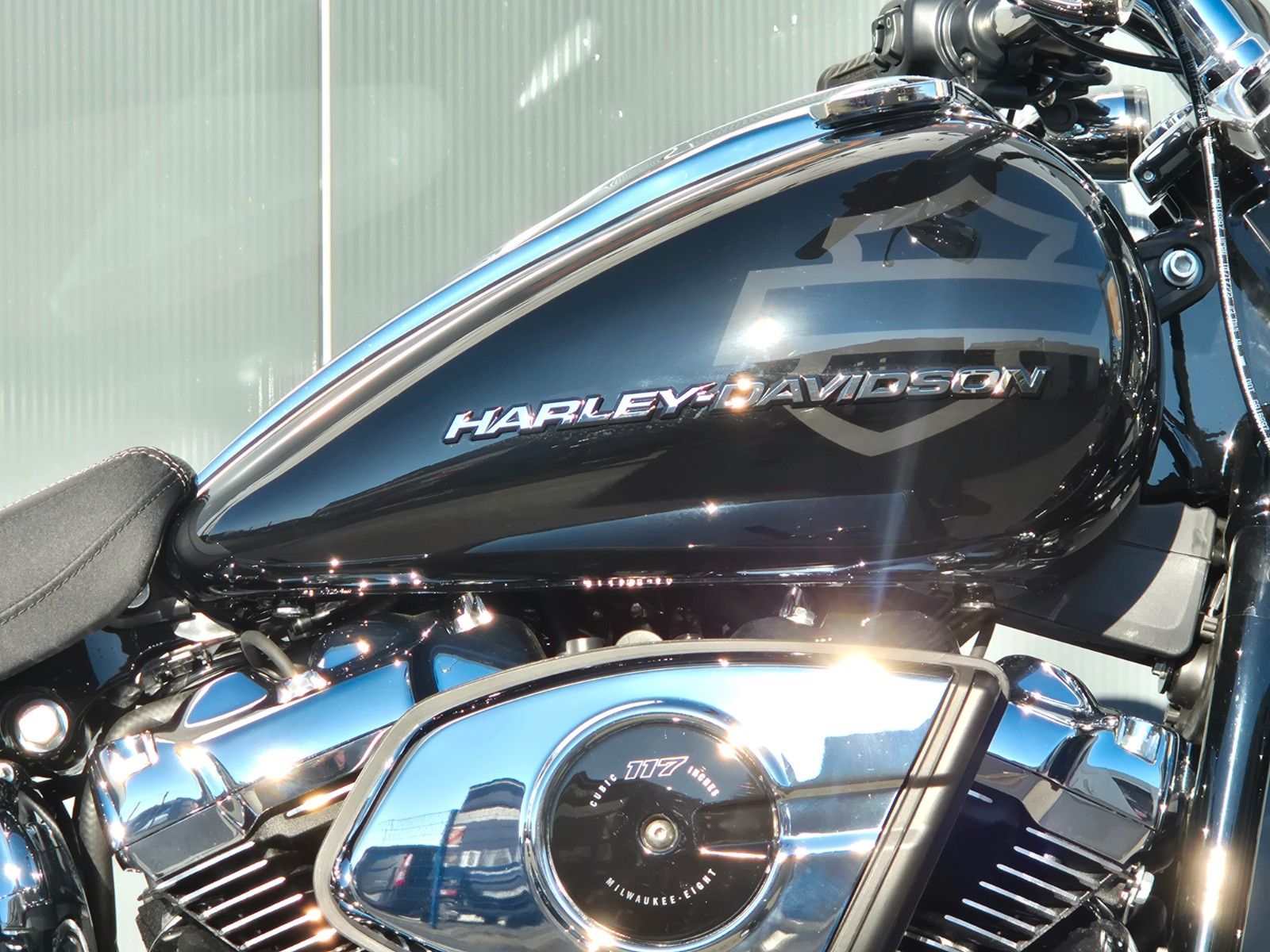 Fahrzeugabbildung Harley-Davidson FXBR 117 °°SOFTAIL BREAKOUT 2O25°° -JEKILL&HYDE