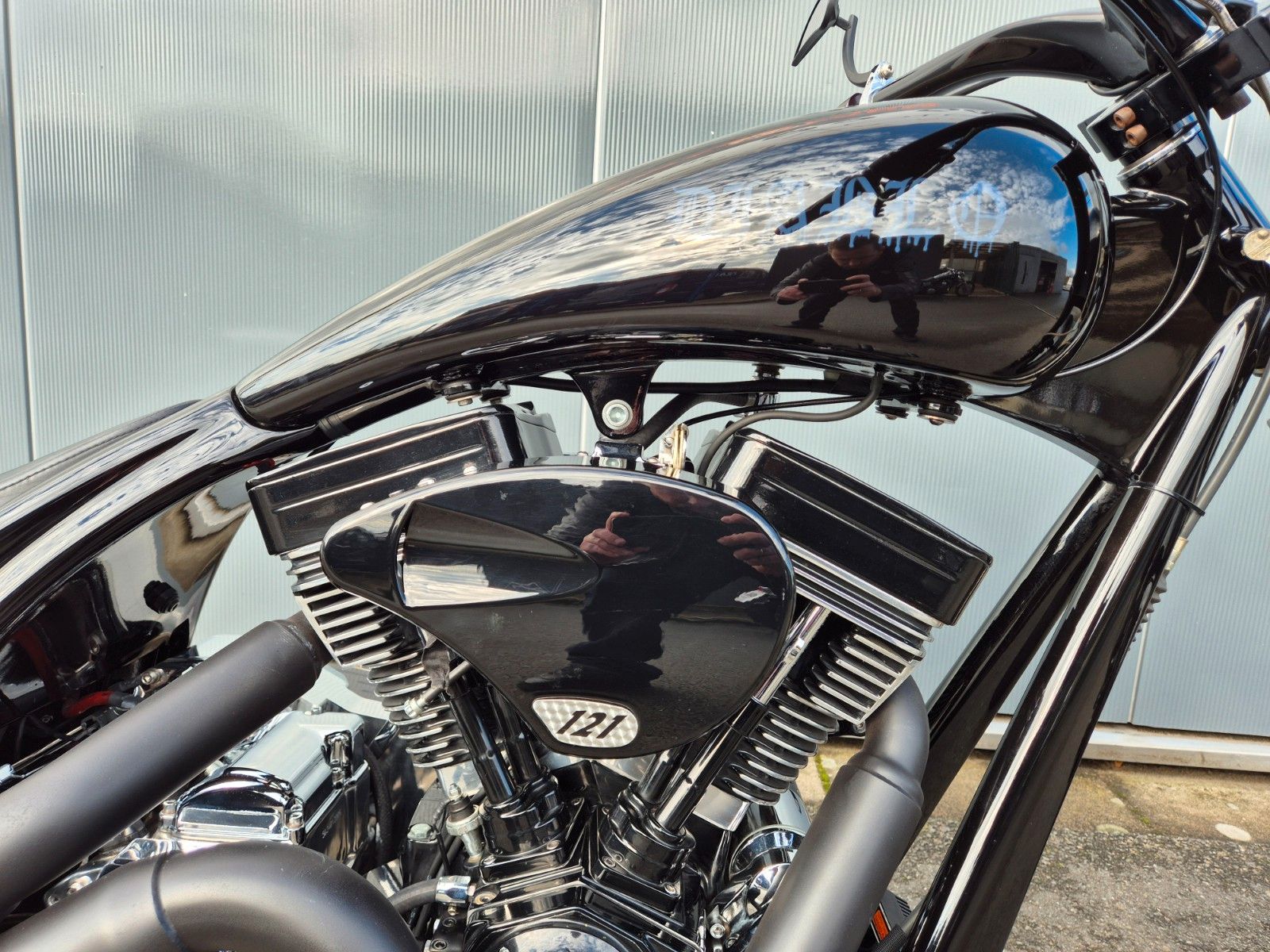 Fahrzeugabbildung Harley-Davidson DRAGSTYLE - 121 CUI -