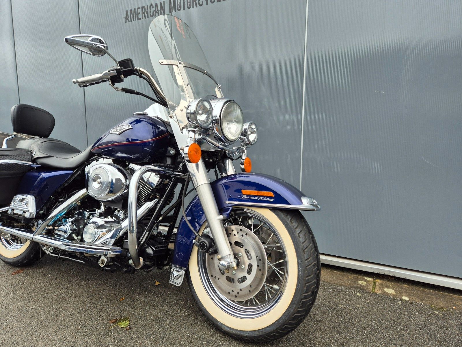 Fahrzeugabbildung Harley-Davidson FLHRCI °°ROAD KING CLASSIC°° *DEUTSCH - 7396km*