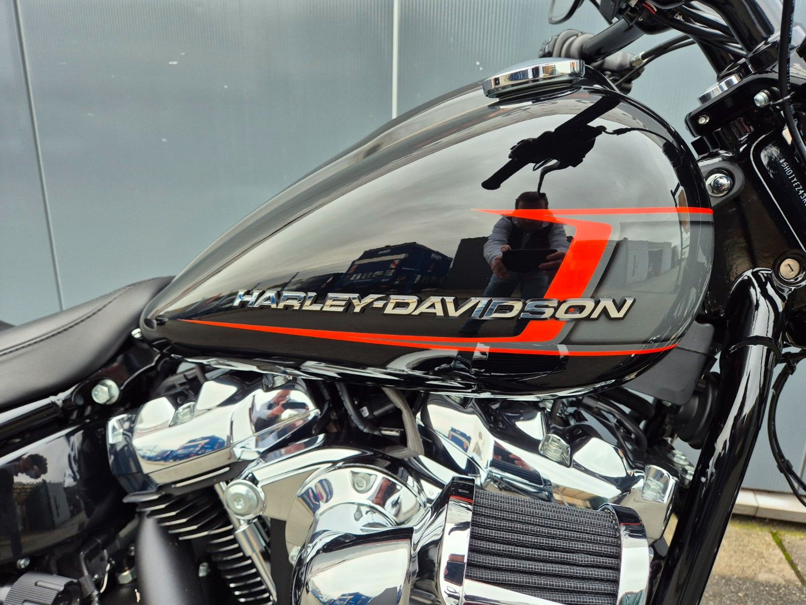 Fahrzeugabbildung Harley-Davidson FXBRS°°BREAKOUT 117°° -BIKE FARM CUSTOM-