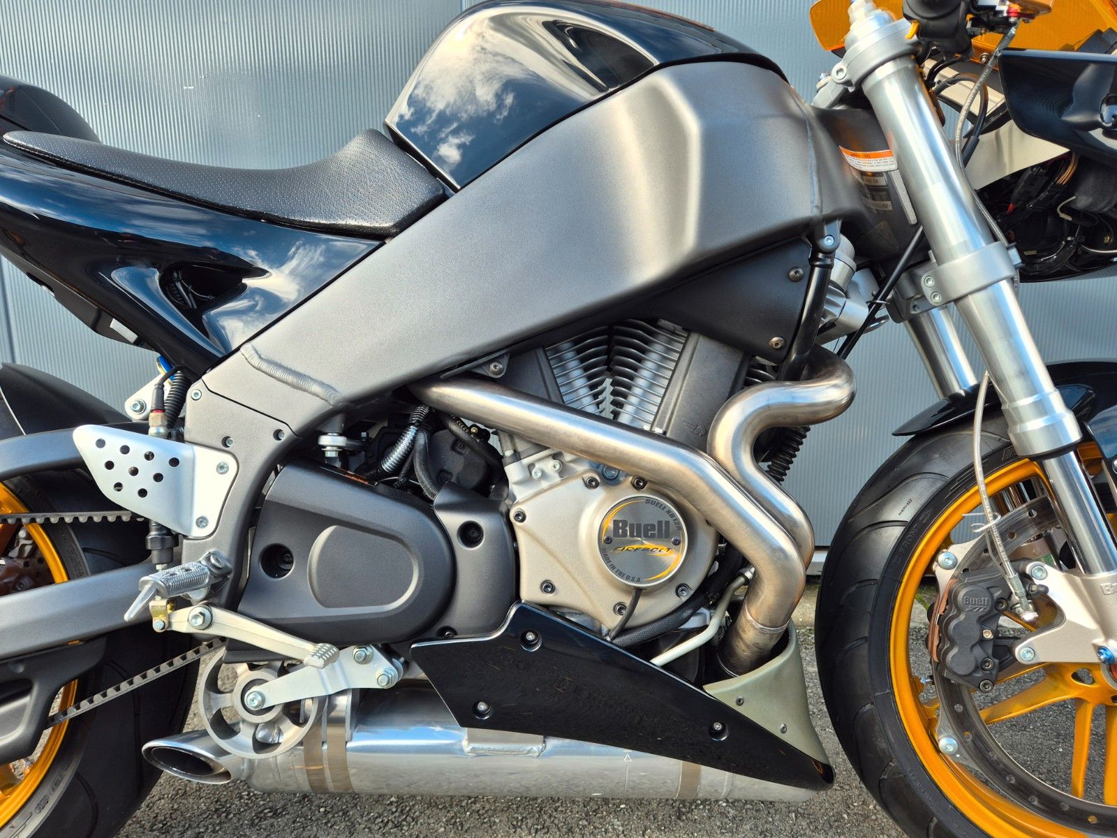 Fahrzeugabbildung Buell XB12 R°FIREBOLT° 1.HAND-DEUTSCHES MODELL-6478km