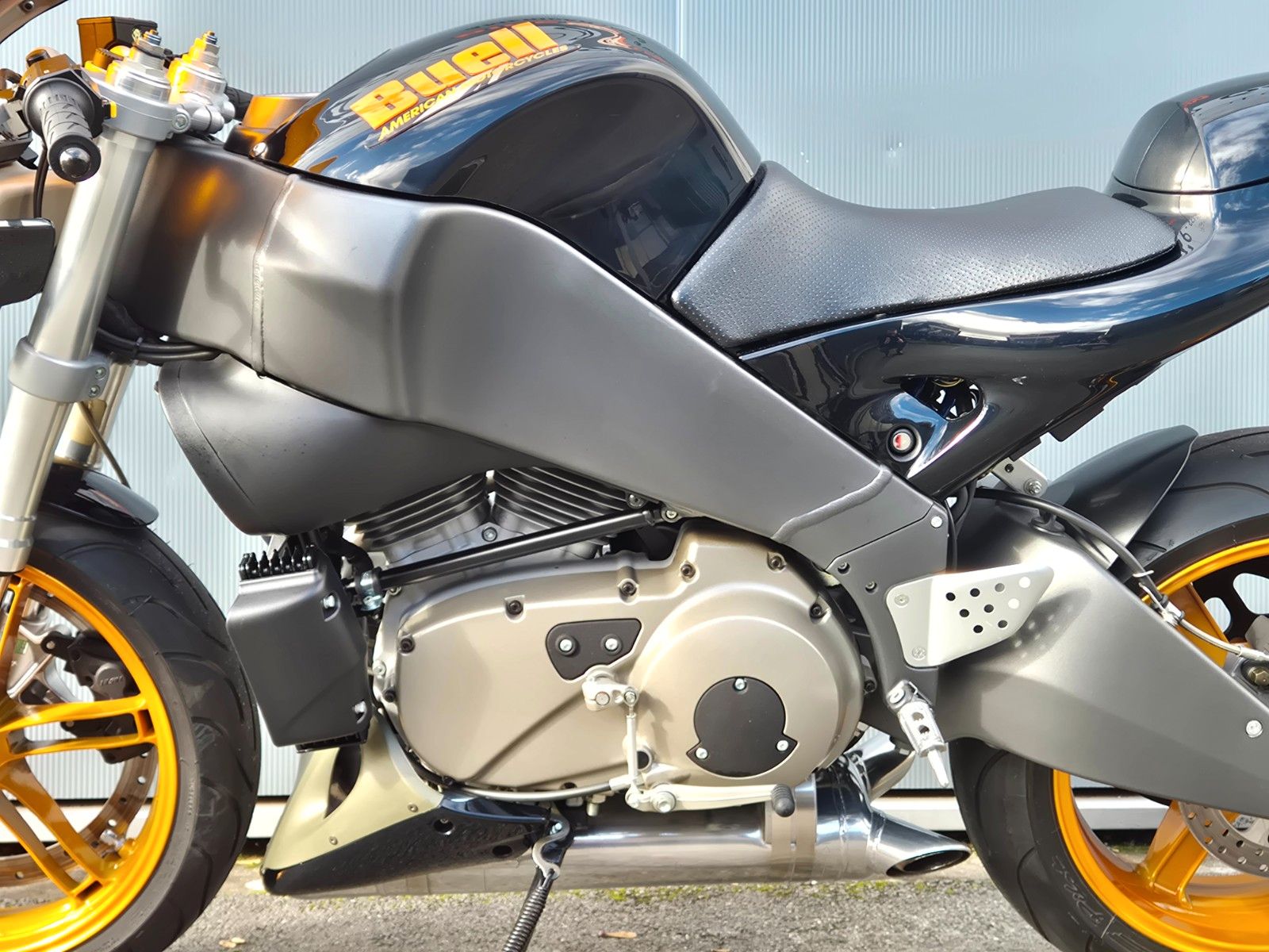 Fahrzeugabbildung Buell XB12 R°FIREBOLT° 1.HAND-DEUTSCHES MODELL-6478km