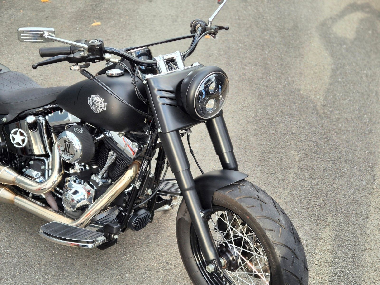 Fahrzeugabbildung Harley-Davidson FLS °°SOFTAIL SLIM°° -BIKE FARM CUSTOM-