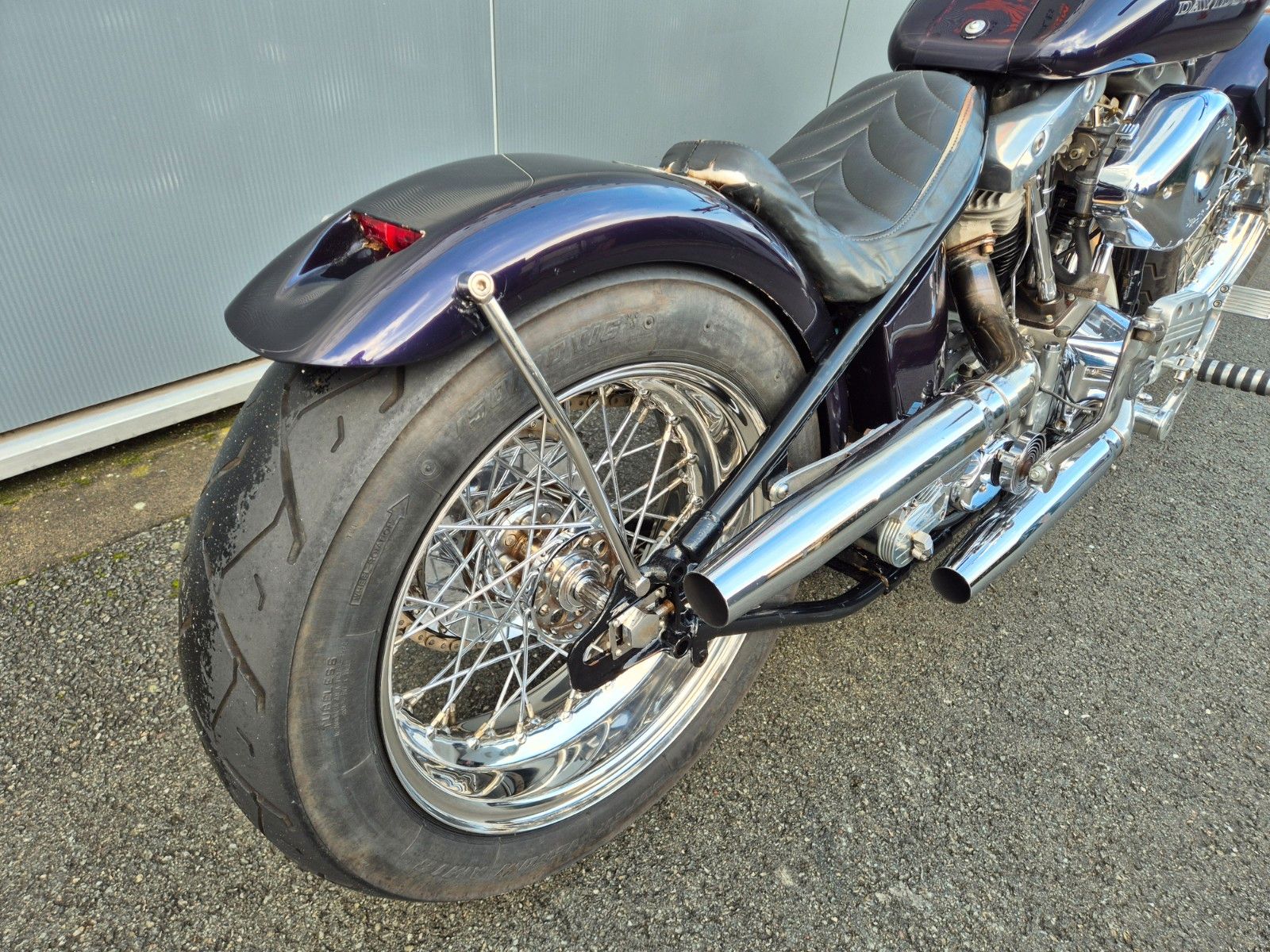 Fahrzeugabbildung Harley-Davidson FL°°SHOVELHEAD BOBBER°° -ORIGINAL STARRRAHMEN -