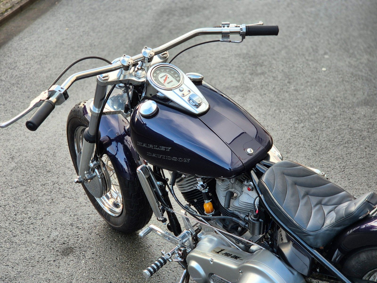 Fahrzeugabbildung Harley-Davidson FL°°SHOVELHEAD BOBBER°° -ORIGINAL STARRRAHMEN -