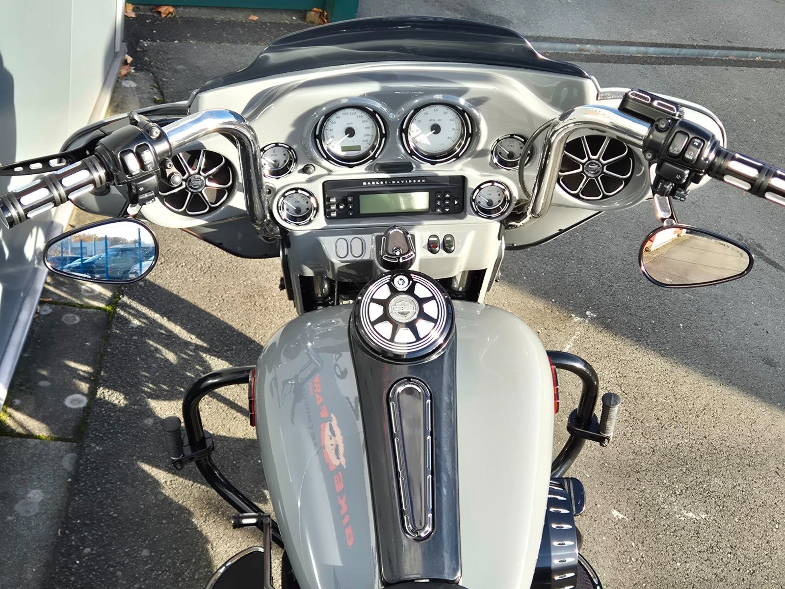 Fahrzeugabbildung Harley-Davidson FLHX°°STREET GLIDE°° *STEEL GLIDE* -KESS TECH-