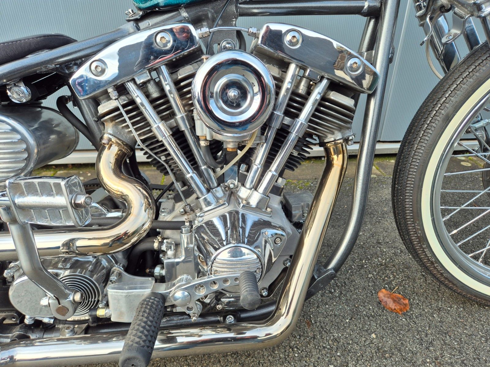 Fahrzeugabbildung Harley-Davidson FLH °°SHOVELHEAD FRISCO STYLE°° *FINEST PARTS*