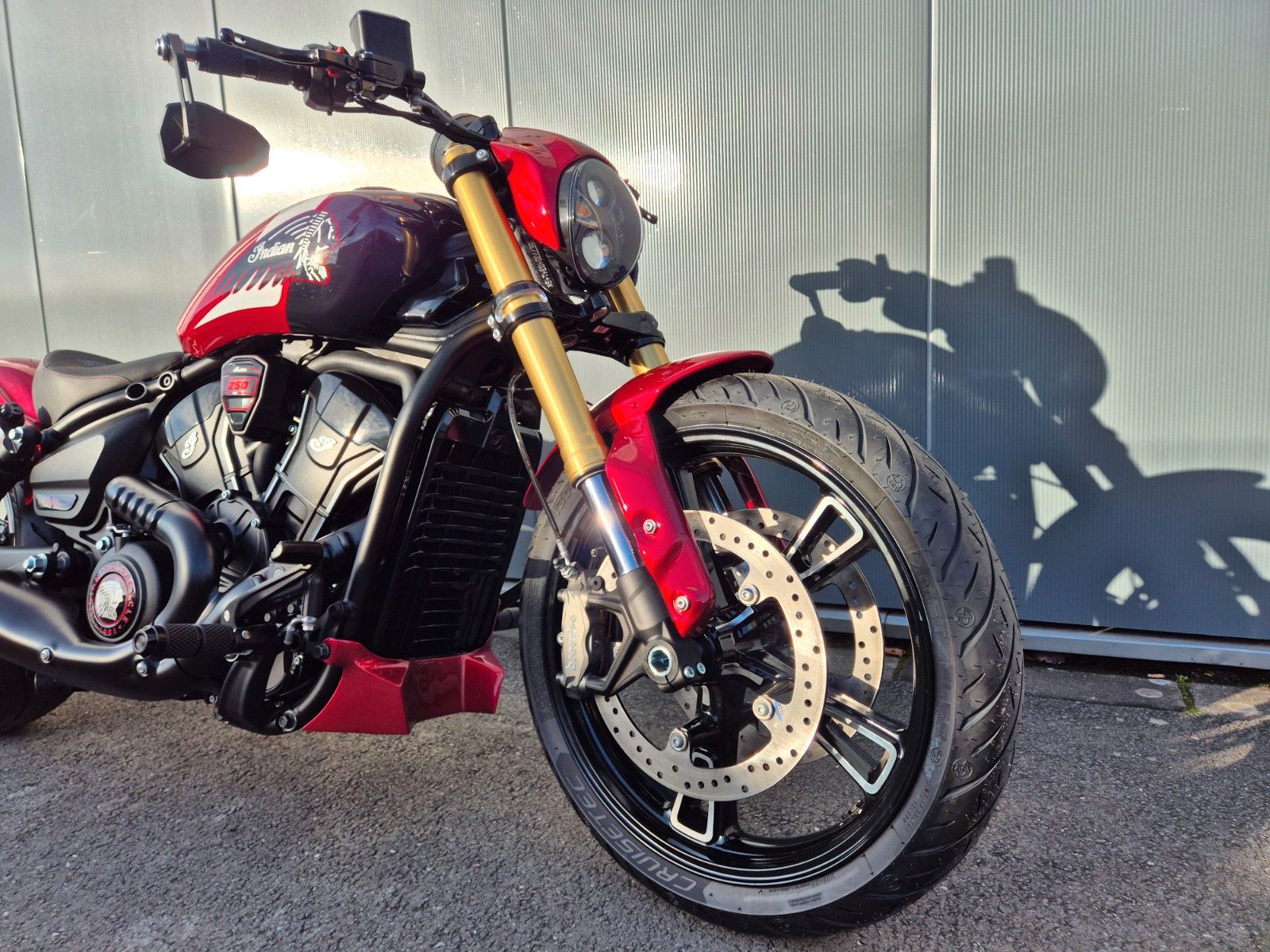 Fahrzeugabbildung Indian SCOUT 101°°HIGH PERFORMANCE CUSTOM°° JEKILL&HYDE