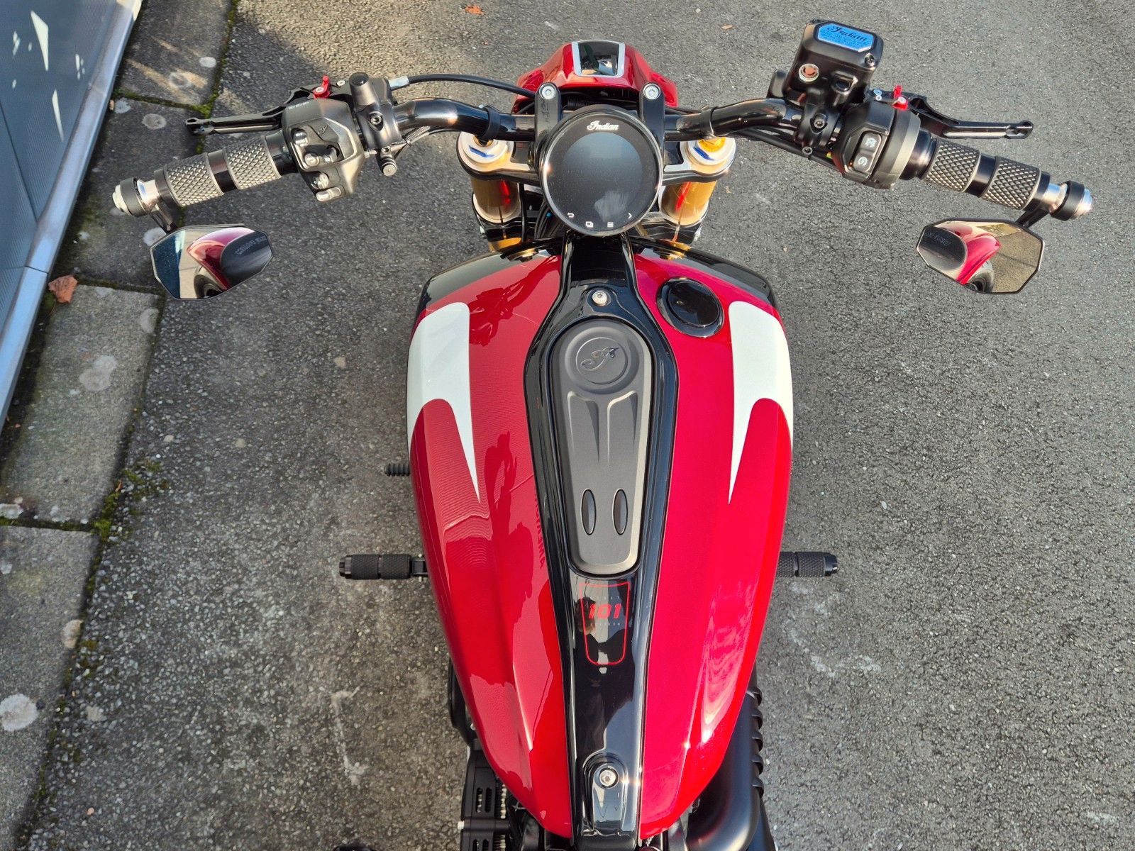 Fahrzeugabbildung Indian SCOUT 101°°HIGH PERFORMANCE CUSTOM°° JEKILL&HYDE