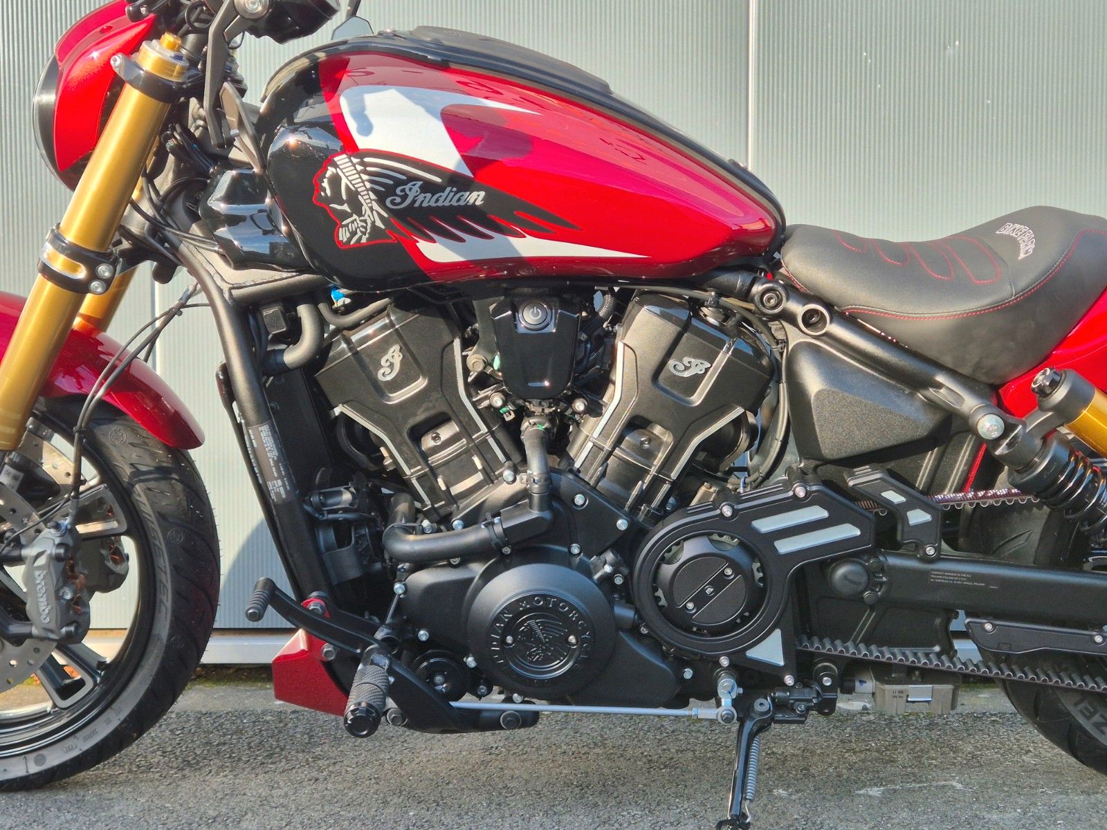 Fahrzeugabbildung Indian SCOUT 101°°HIGH PERFORMANCE CUSTOM°° JEKILL&HYDE