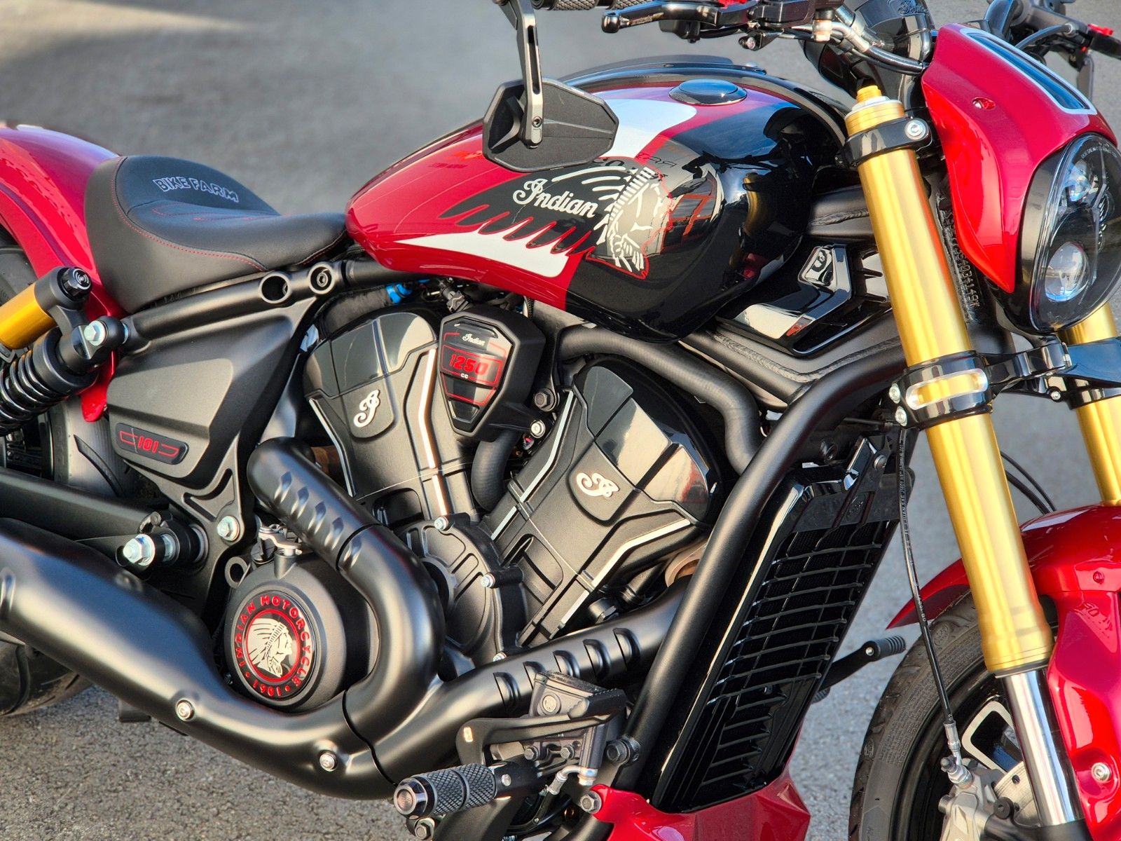 Fahrzeugabbildung Indian SCOUT 101°°HIGH PERFORMANCE CUSTOM°° JEKILL&HYDE