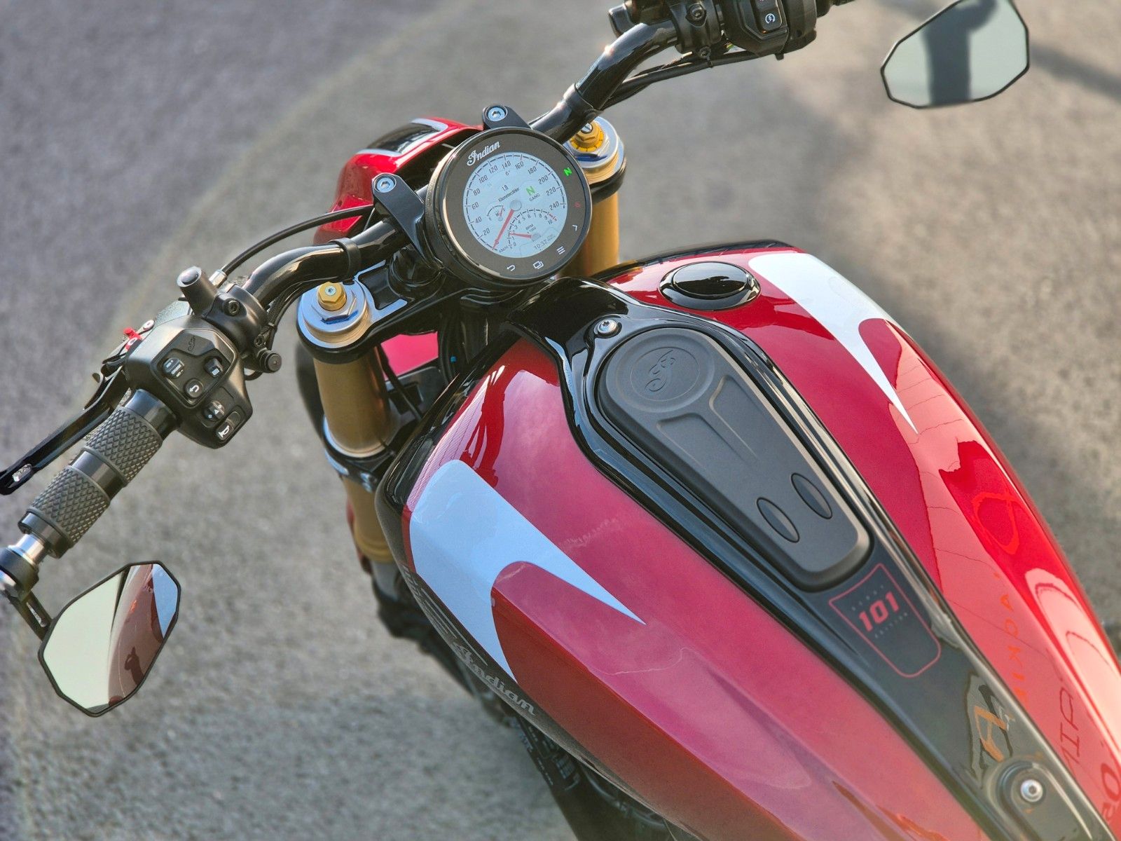 Fahrzeugabbildung Indian SCOUT 101°°HIGH PERFORMANCE CUSTOM°° JEKILL&HYDE